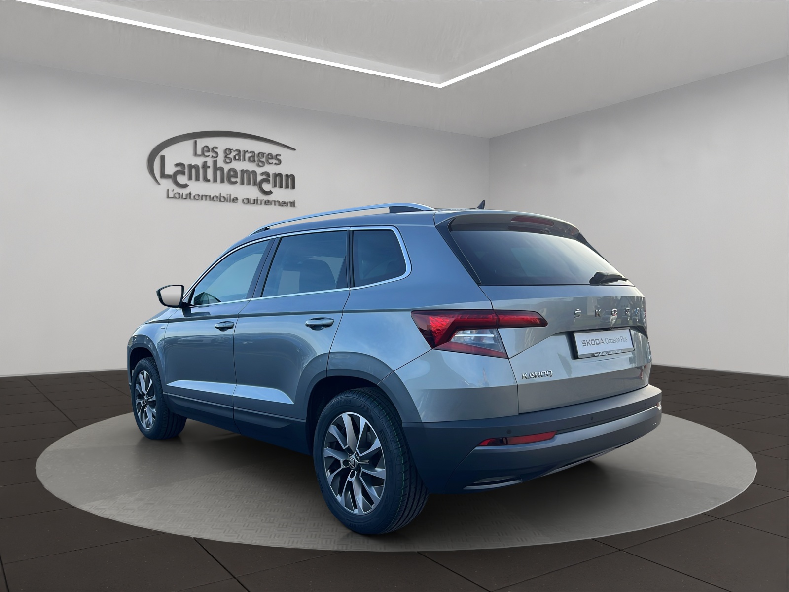 SKODA Karoq 2.0 TDI CR Clever 4x4 DSG-image-2