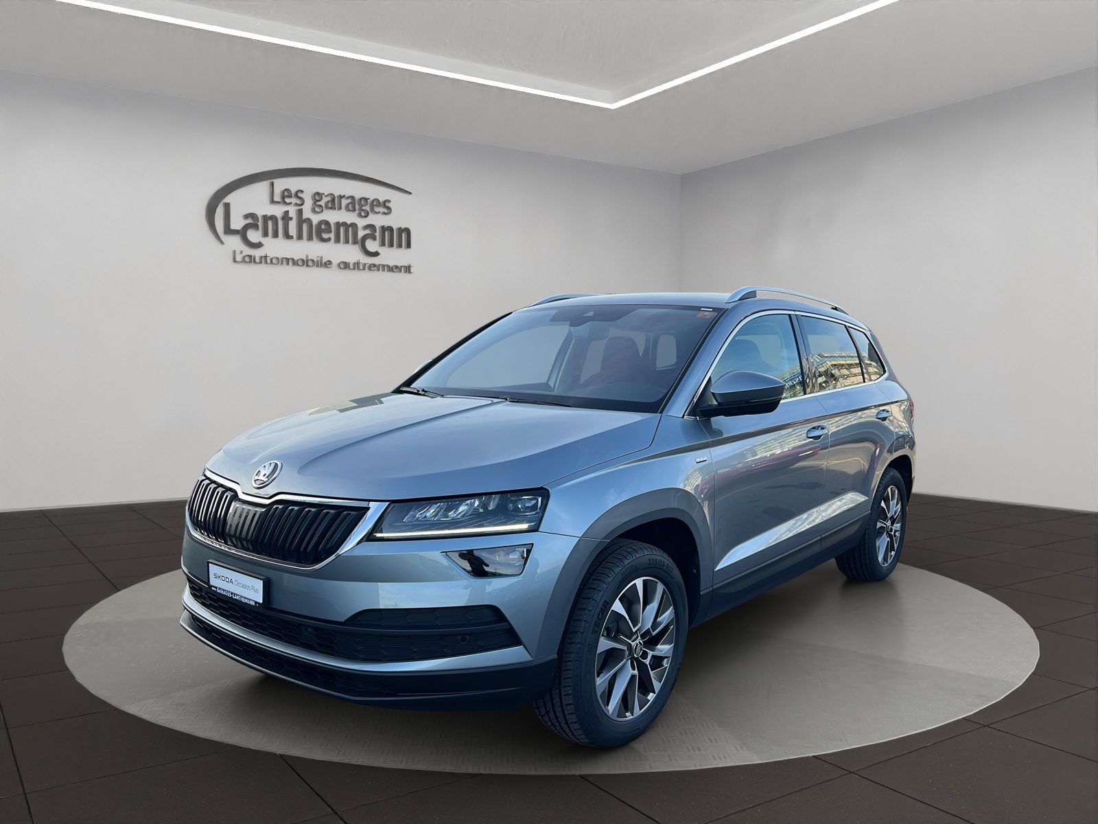 SKODA Karoq 2.0 TDI CR Clever 4x4 DSG-image-0
