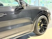 PORSCHE Cayenne Coupé-image-1