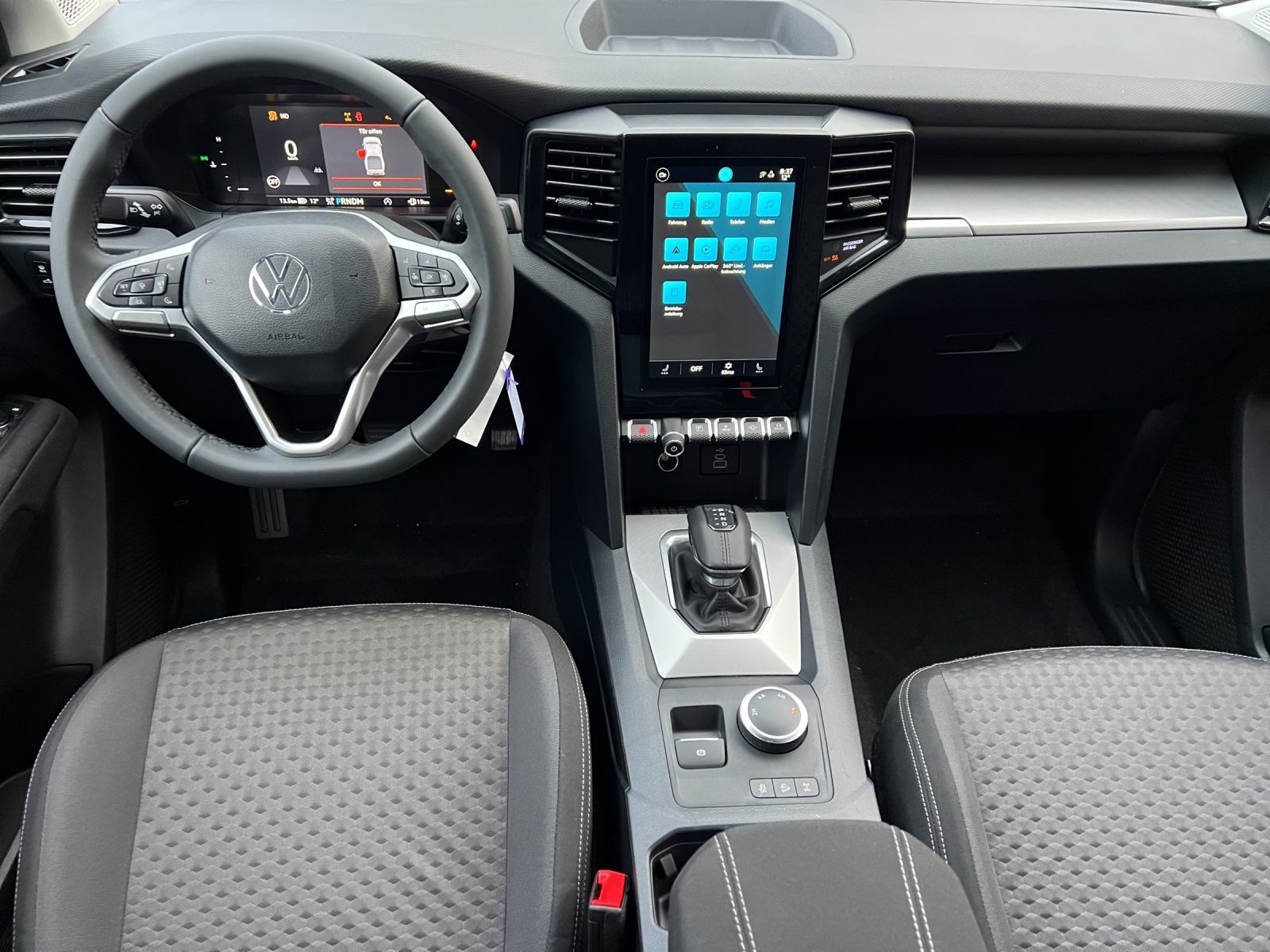 VW Amarok 2.0TDI Life-image-7
