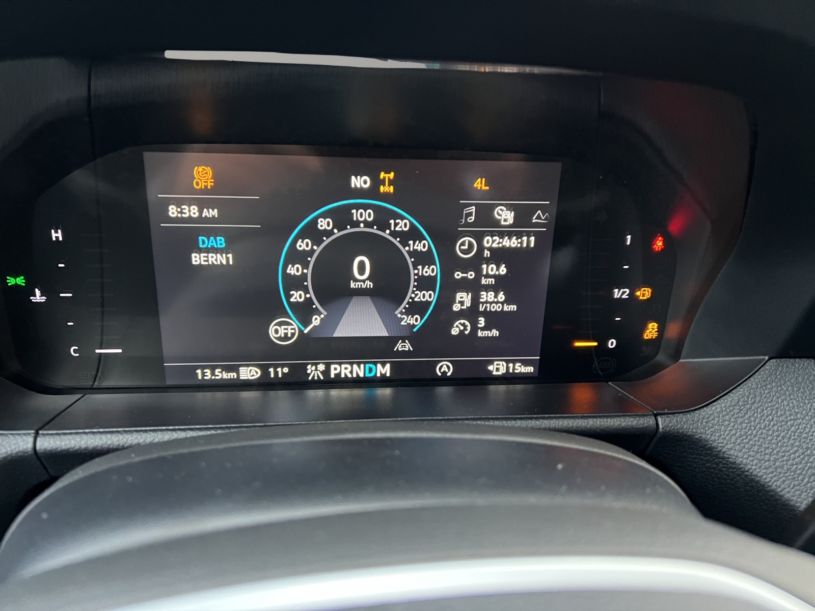 VW Amarok 2.0TDI Life-image-13