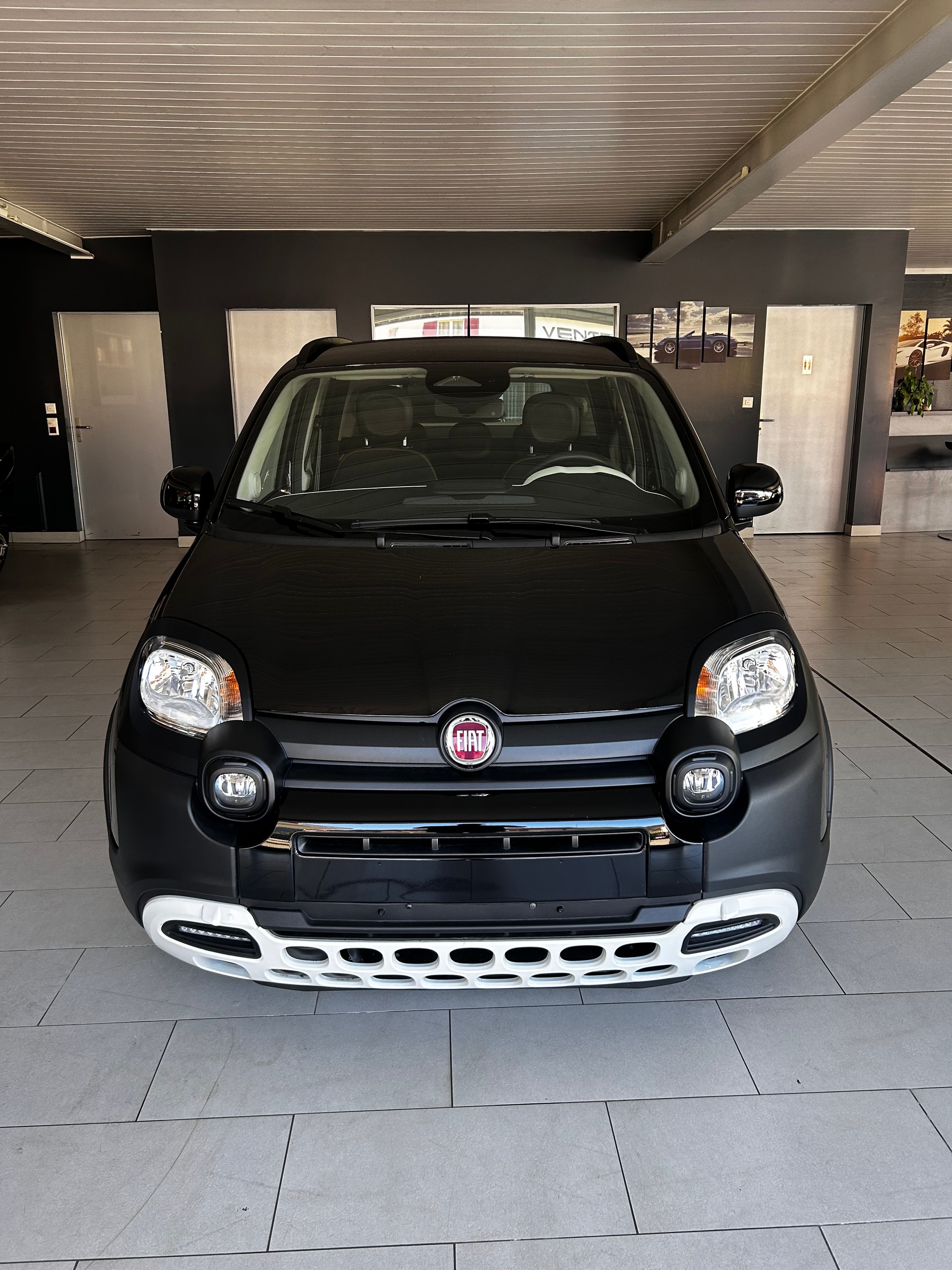 FIAT Panda 1.0 MHEV Cross-image-1