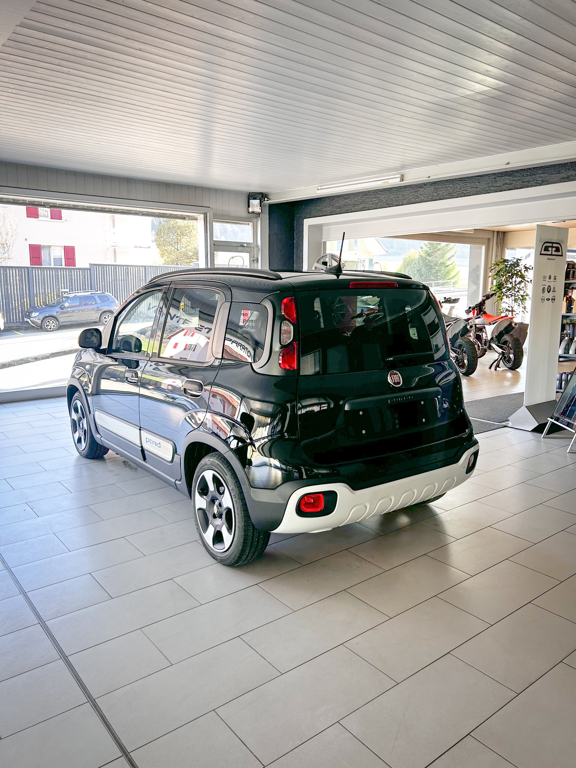 FIAT Panda 1.0 MHEV Cross-image-4