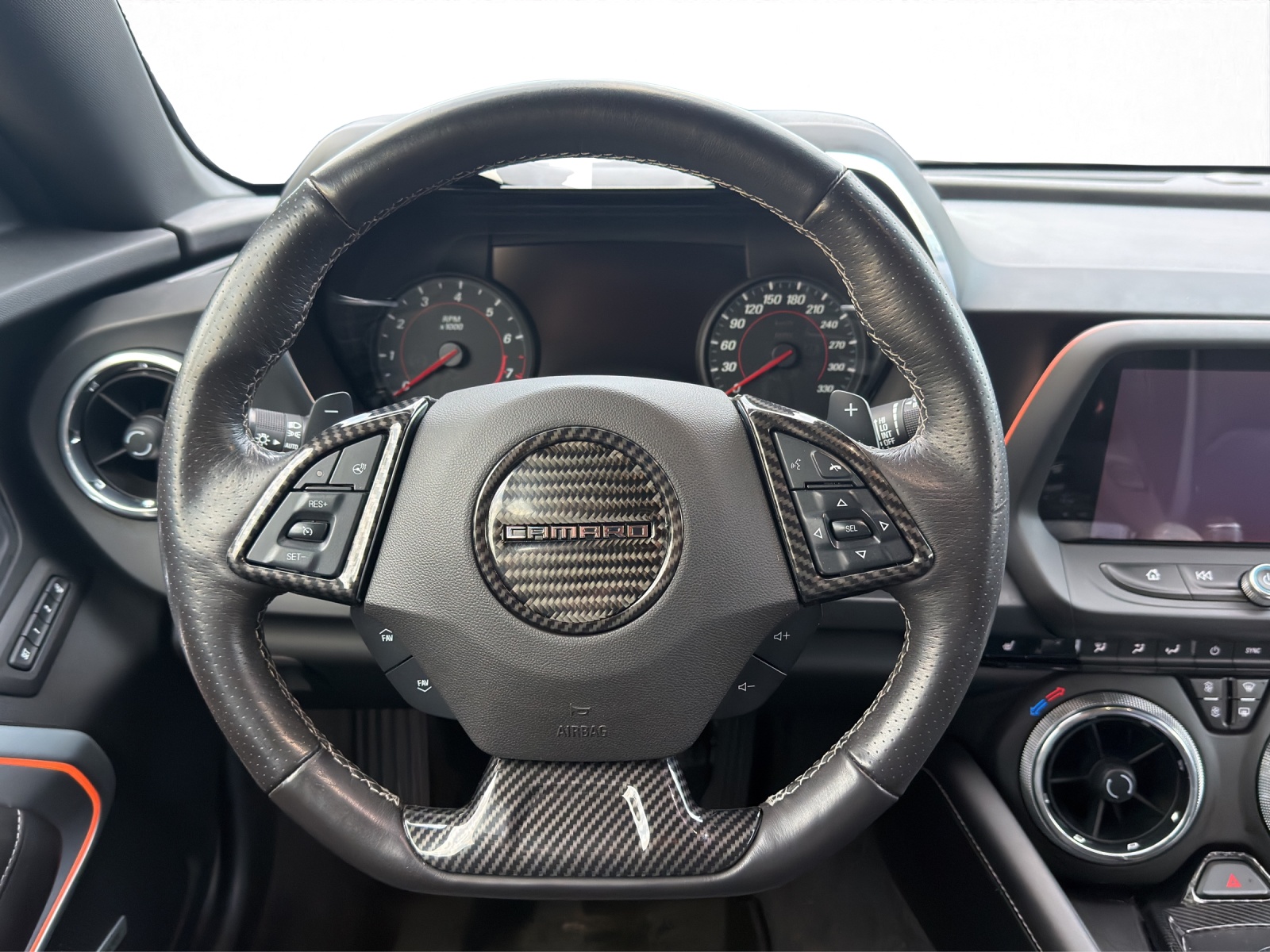 CHEVROLET Camaro 6.2 Coupé 50th Ann. Edition Automatic-image-9