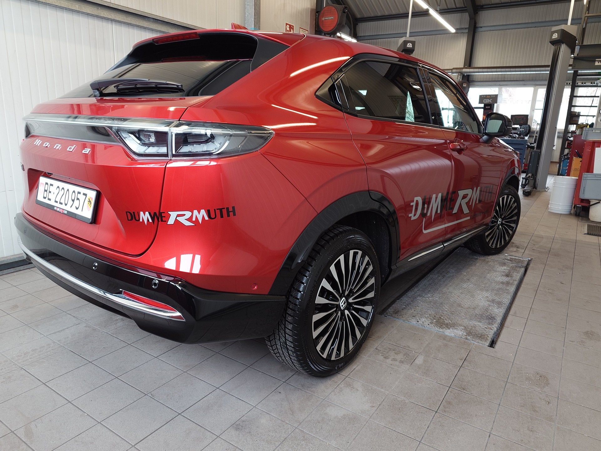 HONDA Ny1 Advance-image-5