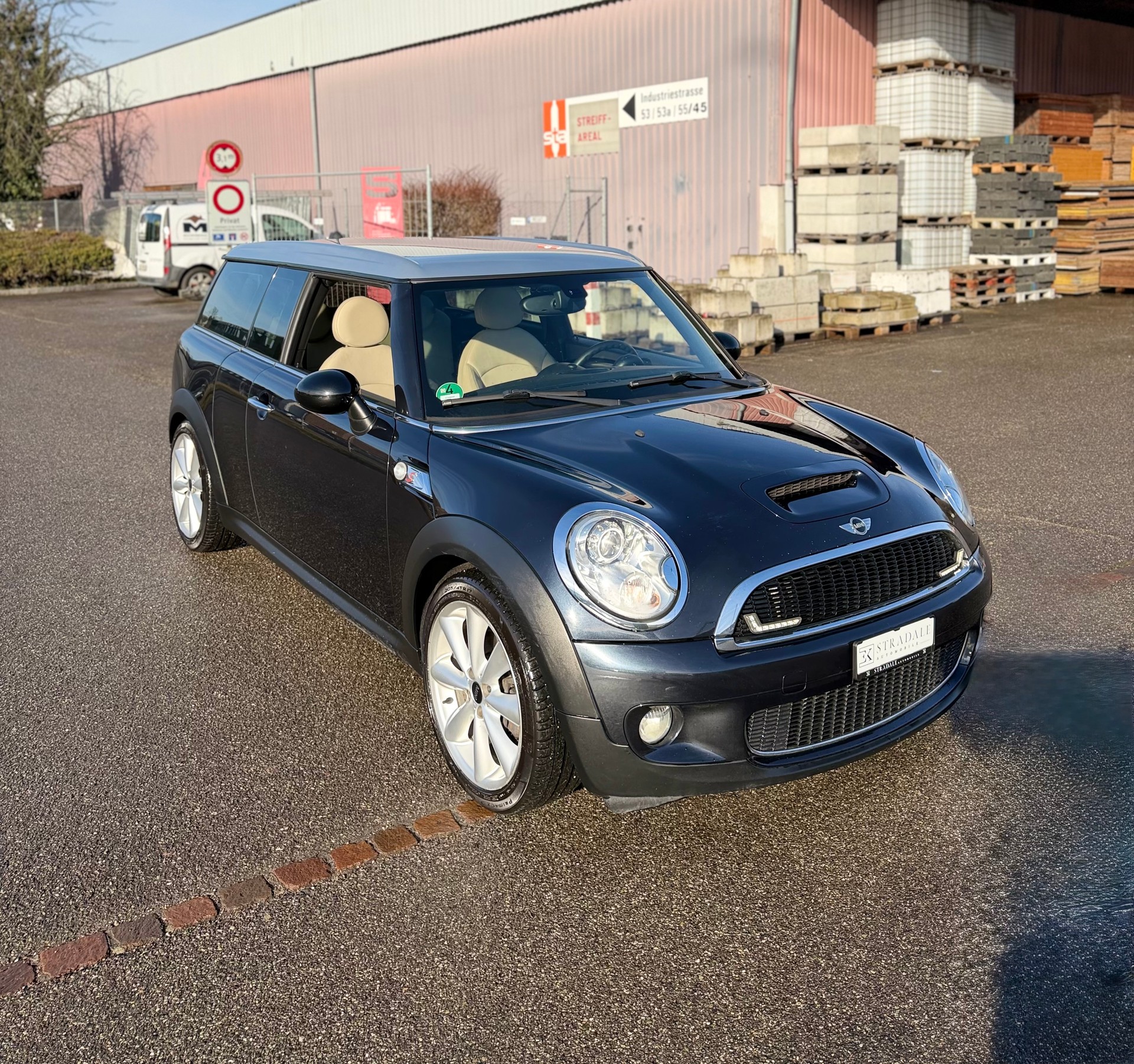 MINI Clubman Cooper S Steptronic-image-3