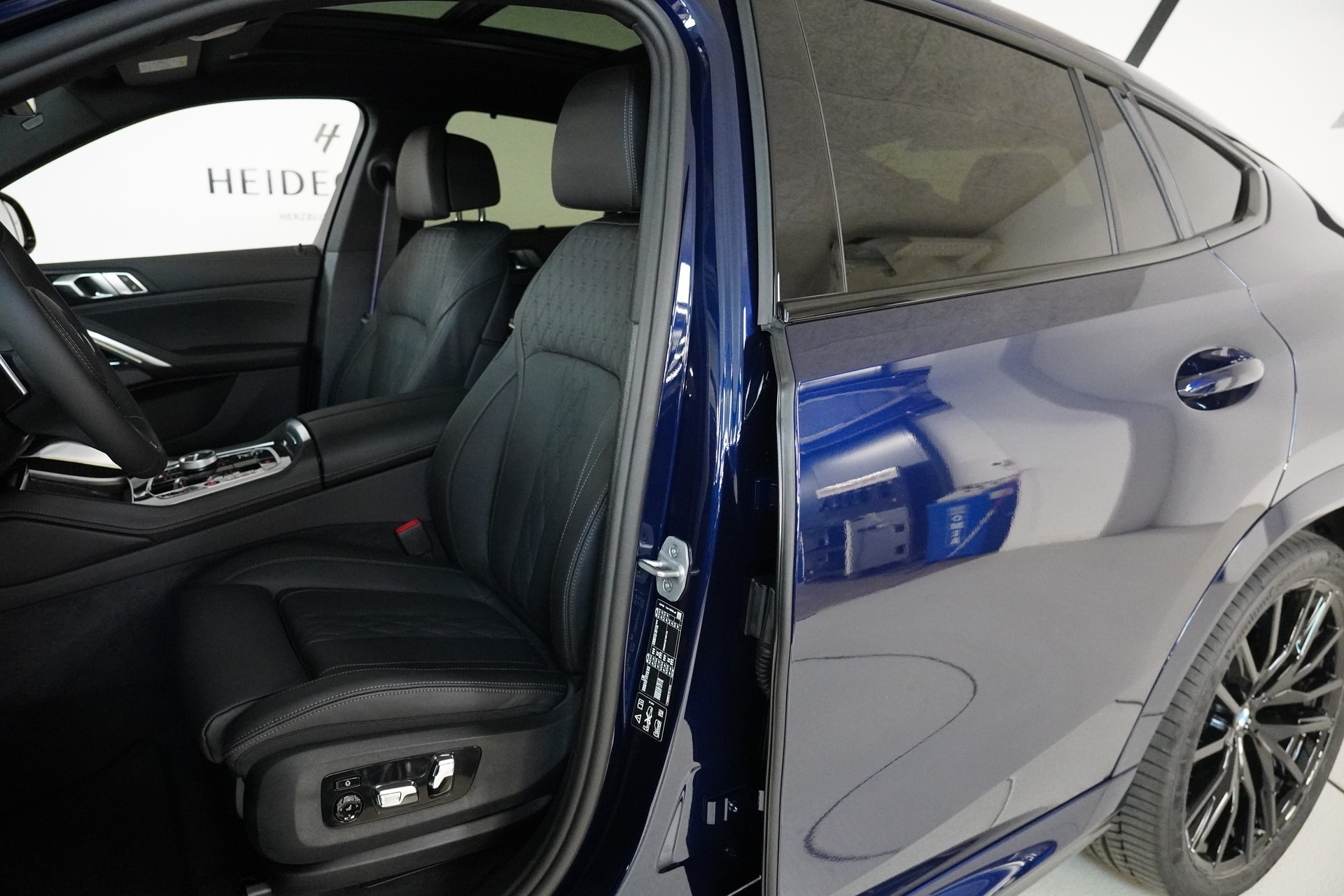 BMW X6 xDrive 48V 40d M Sport Pro Steptronic-image-10