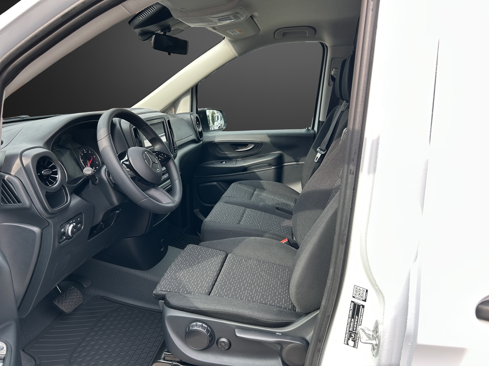 MERCEDES-BENZ Vito 116 CDI Lang Pro 9G-Tronic 4M-image-6