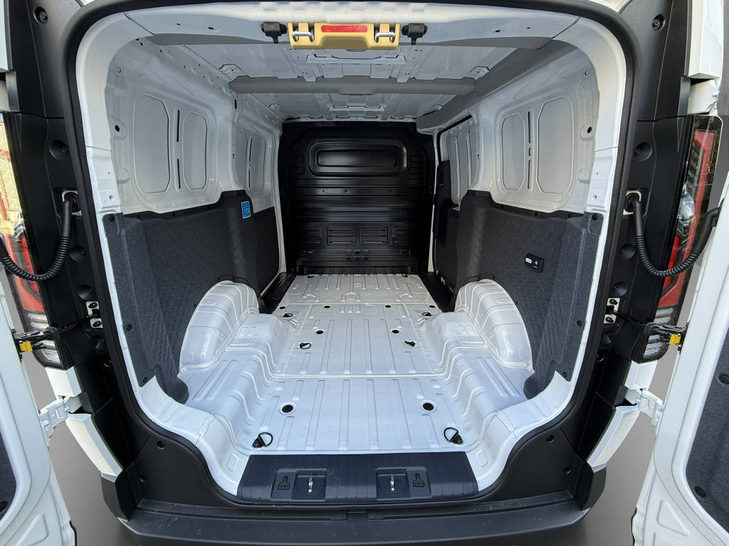 KIA PV5 cargo 71.2 kWh Plus-image-13