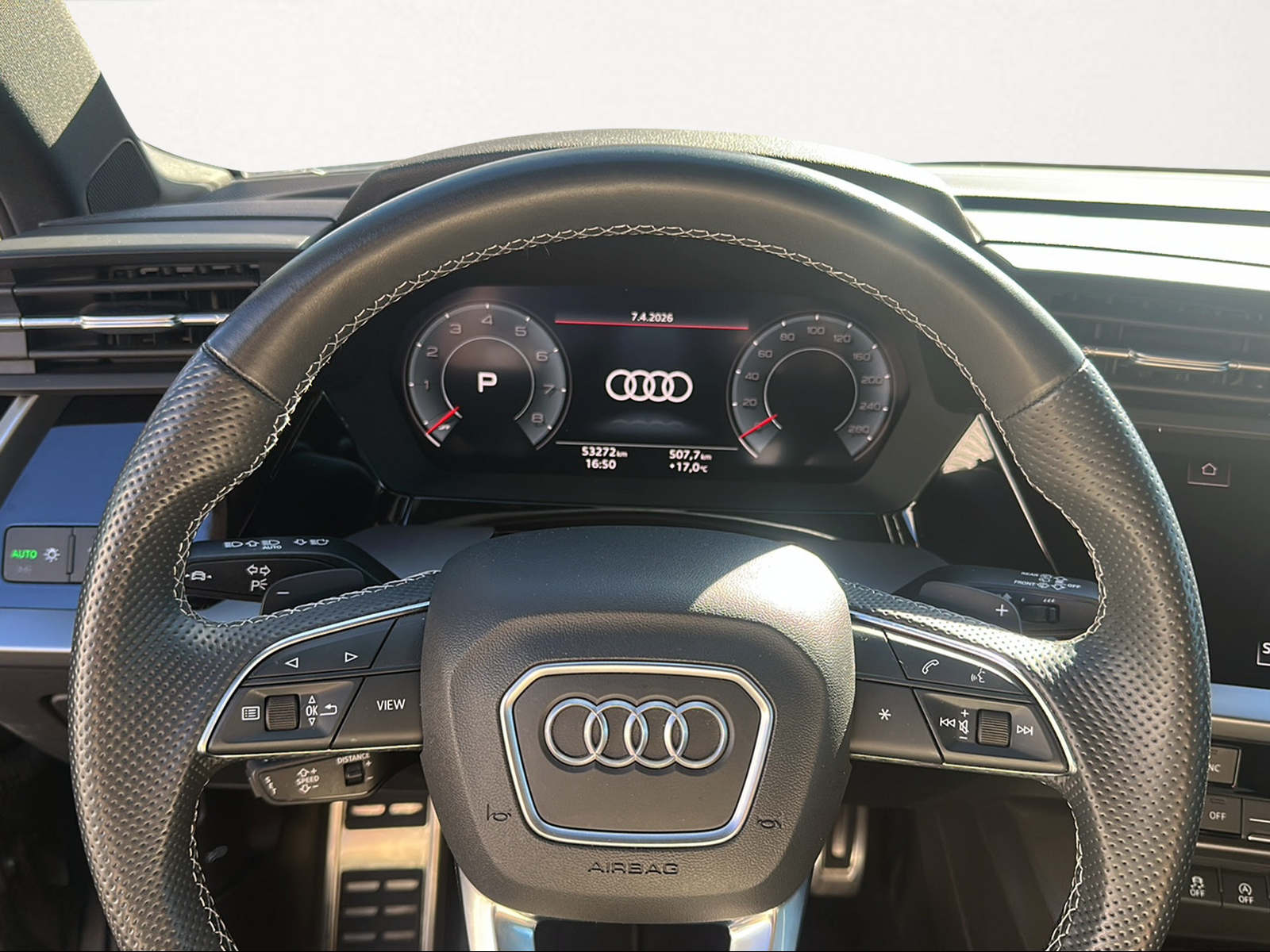 AUDI A3 Sportback 35 TFSI S line Attraction S-tronic-image-3
