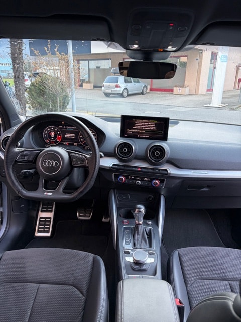 AUDI SQ2 TFSI quattro S-tronic-image-9