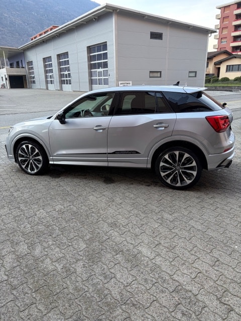 AUDI SQ2 TFSI quattro S-tronic-image-3