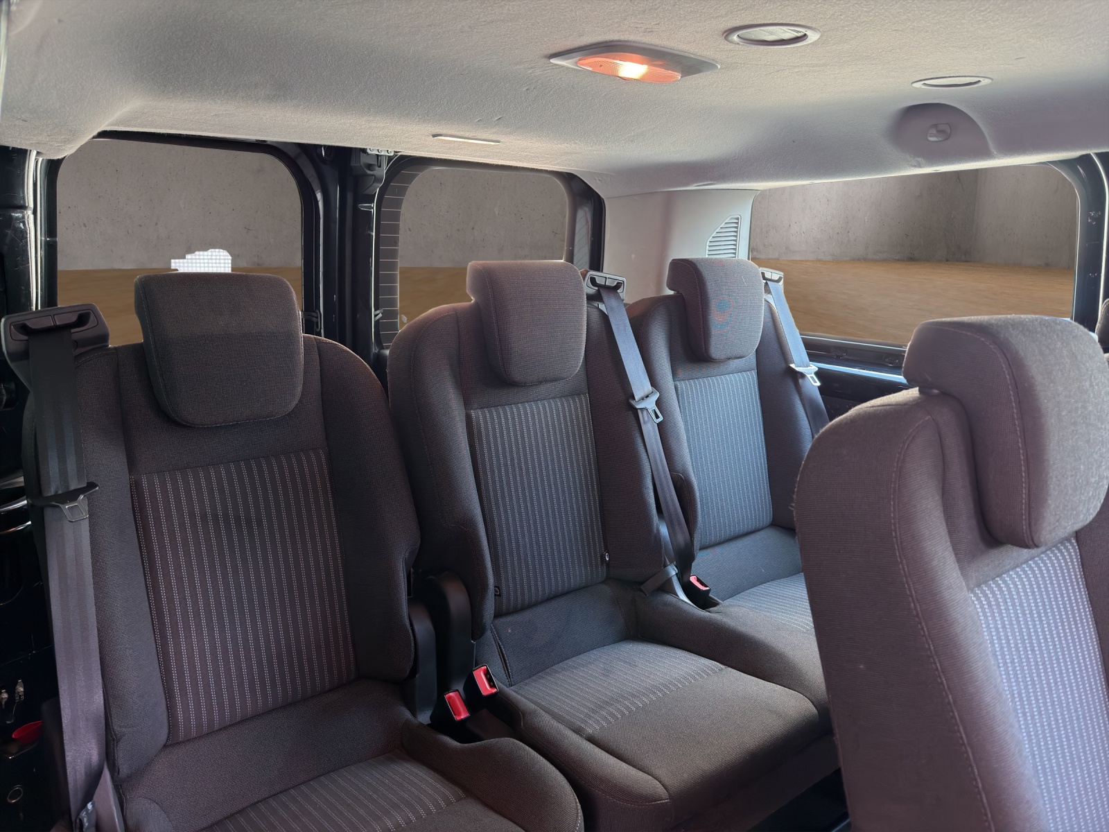FORD Transit Custom 300 L1H1 Trend-image-8