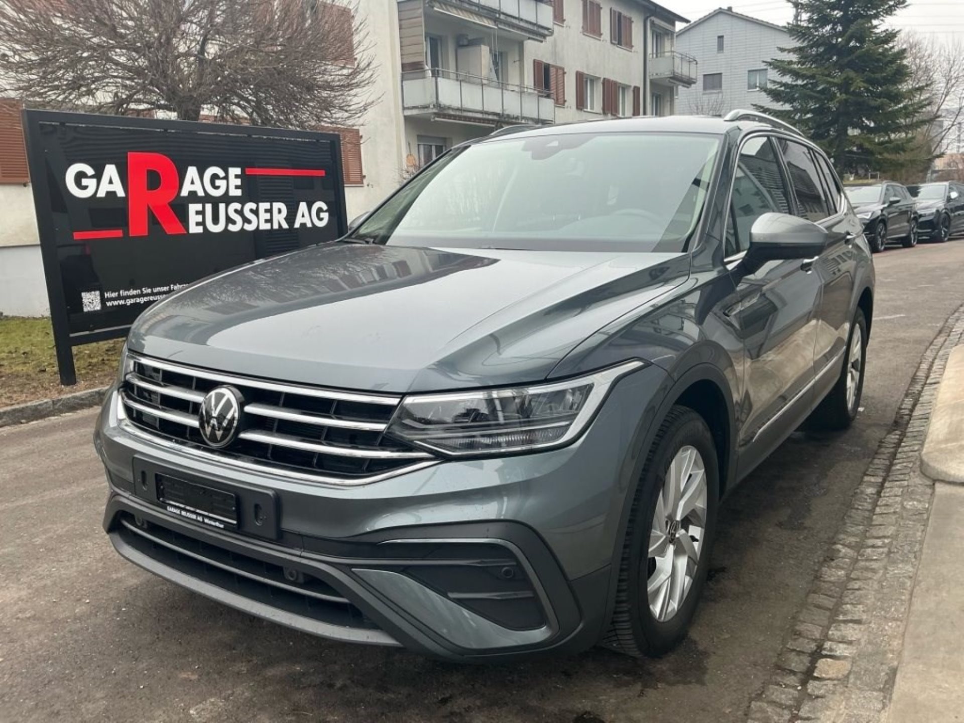 VW Tiguan Allspace 1.5 TSI DSG *** MIT ANHÄNGEKUPPLUNG ***-image-0