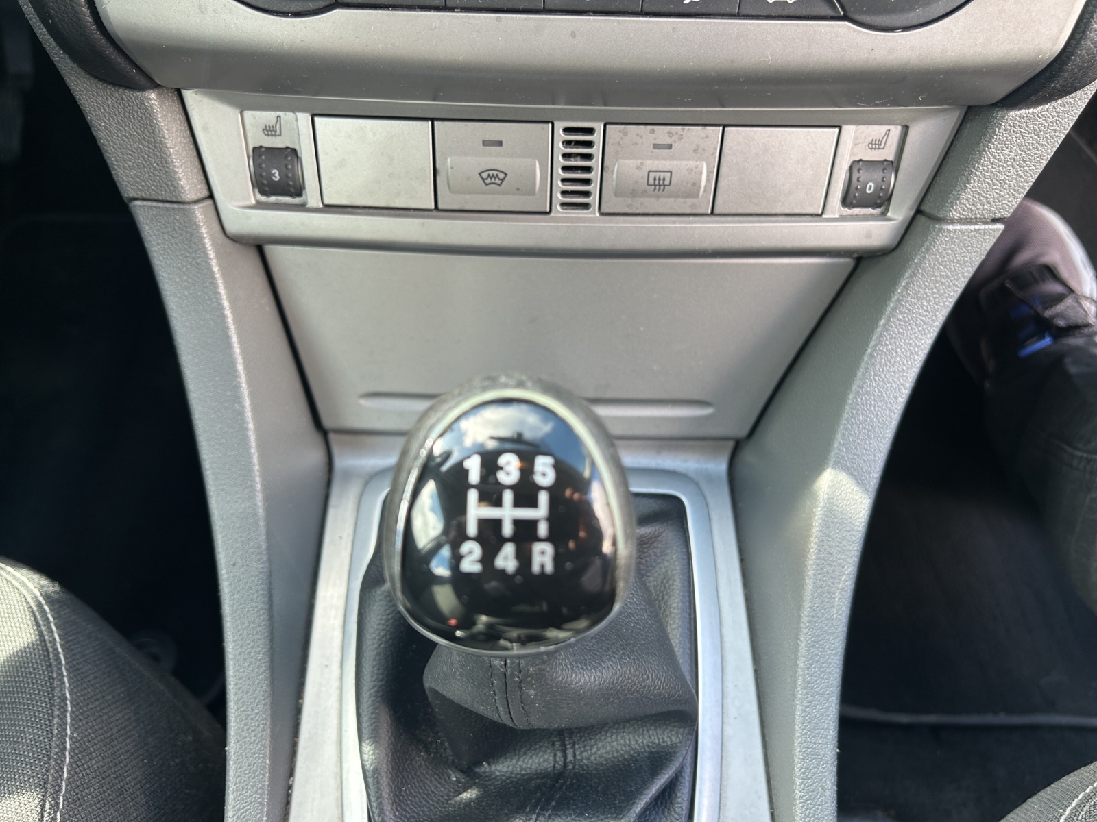 FORD Focus 1.8i Carving-image-12