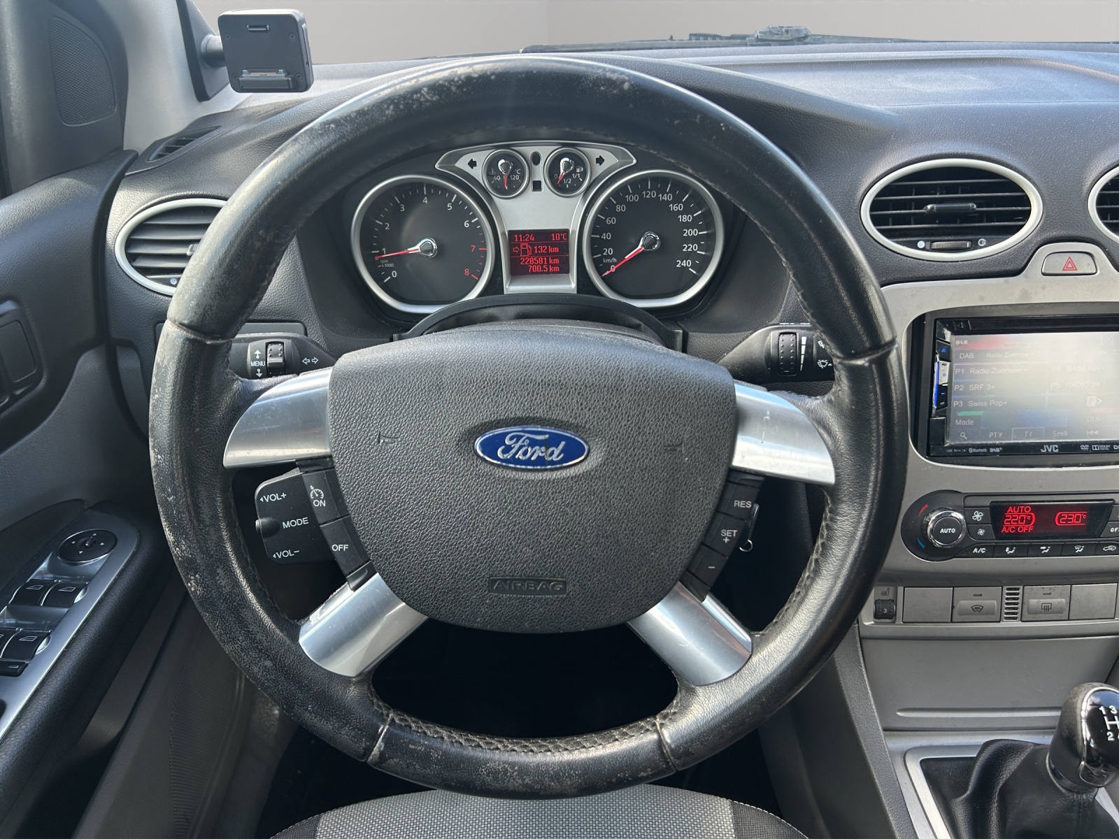 FORD Focus 1.8i Carving-image-13