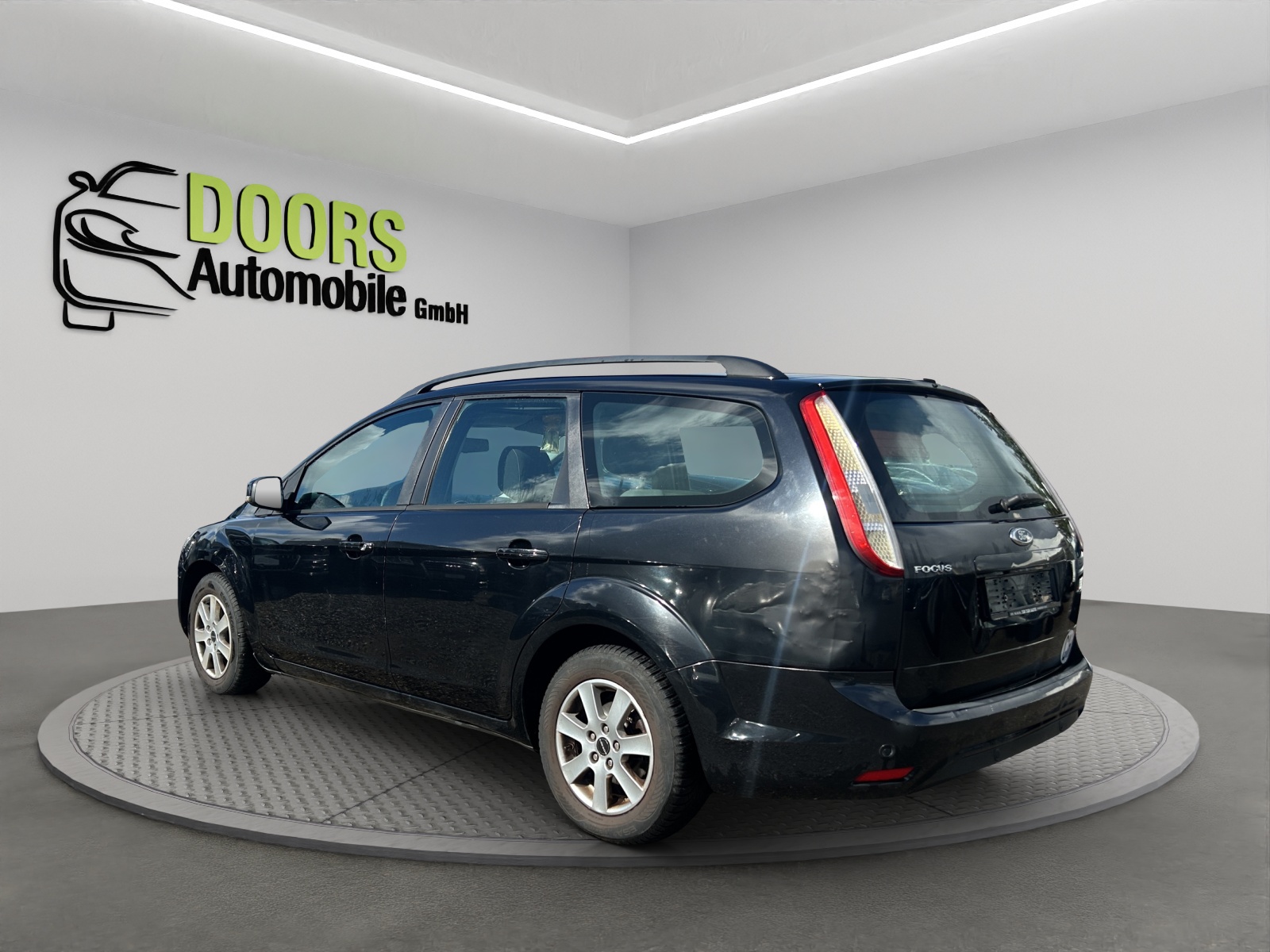 FORD Focus 1.8i Carving-image-4