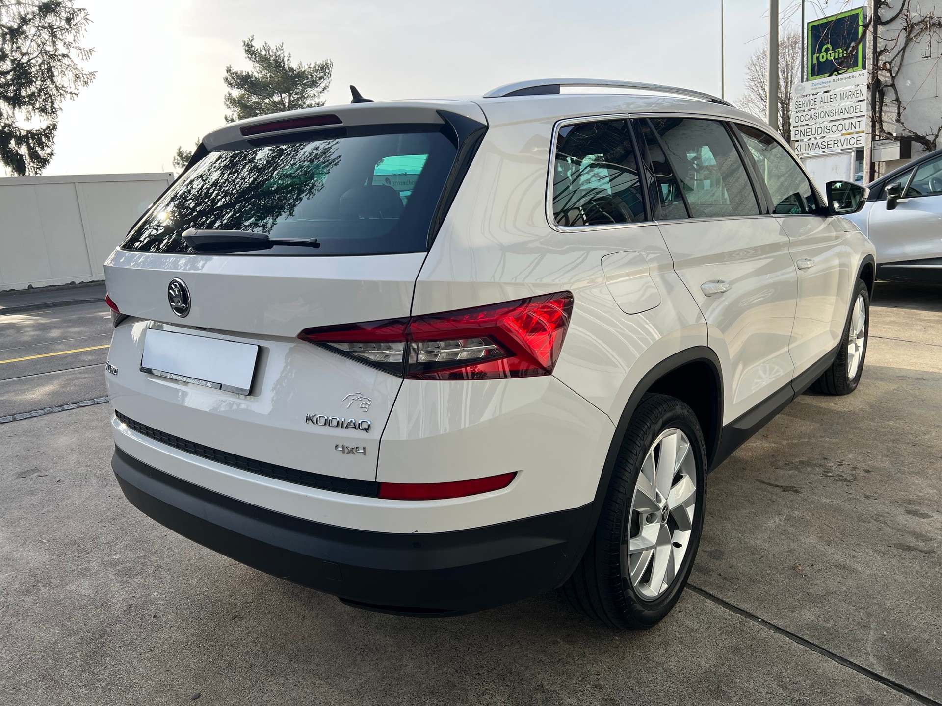 SKODA Kodiaq 2.0 TSI Style DSG 4x4-image-3
