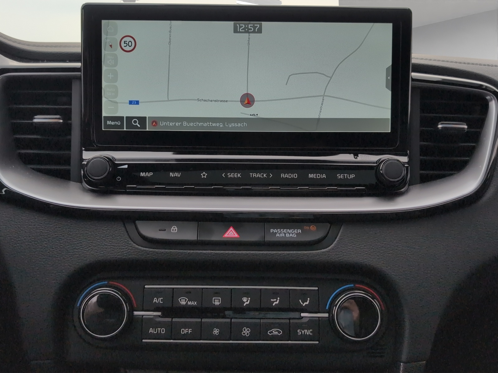 KIA Ceed SW 1.5 T-GDi MHEV GT-Line / Panorama-Glasdach / Lederausstattung / Herstellergarantie bis 2031-image-13