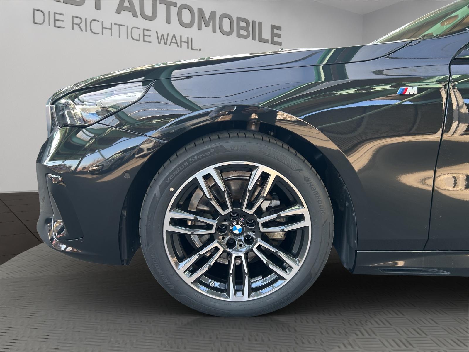 BMW 520d xDrive Touring-image-23
