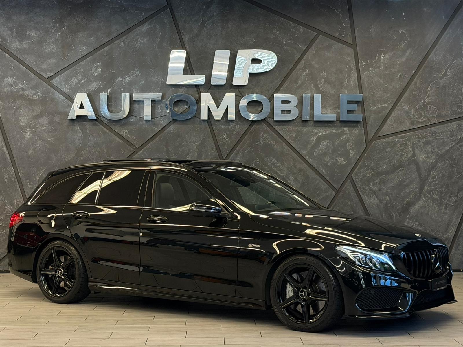 MERCEDES-BENZ C 43 AMG 4Matic 9G-Tronic-image-2