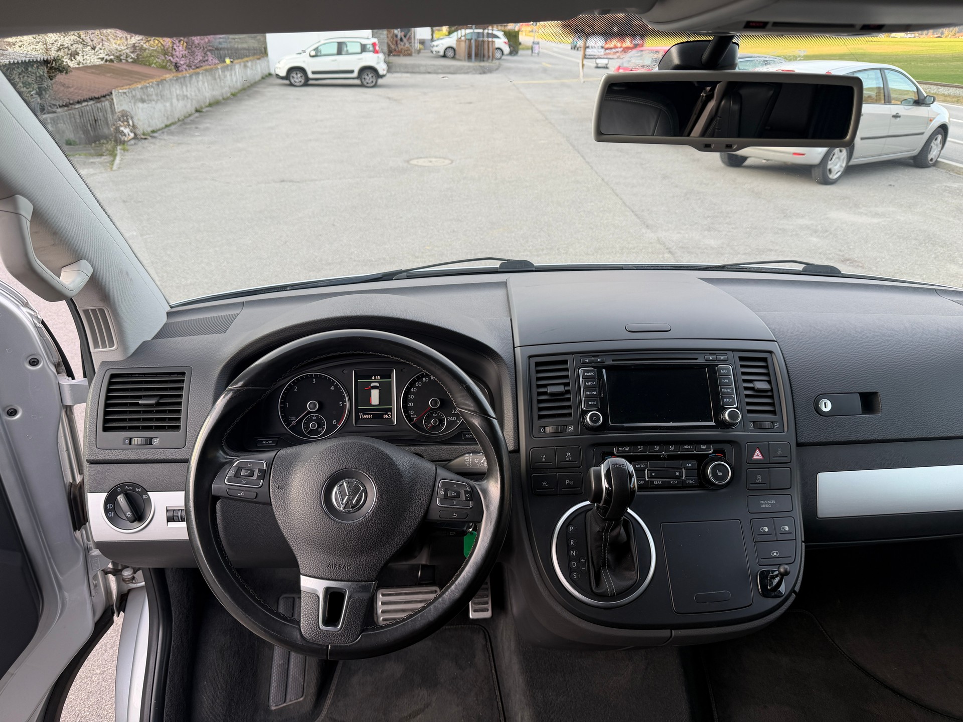 VW T5 Multivan 2.0 Bi-TDI CR Highline 4Motion DSG-image-8