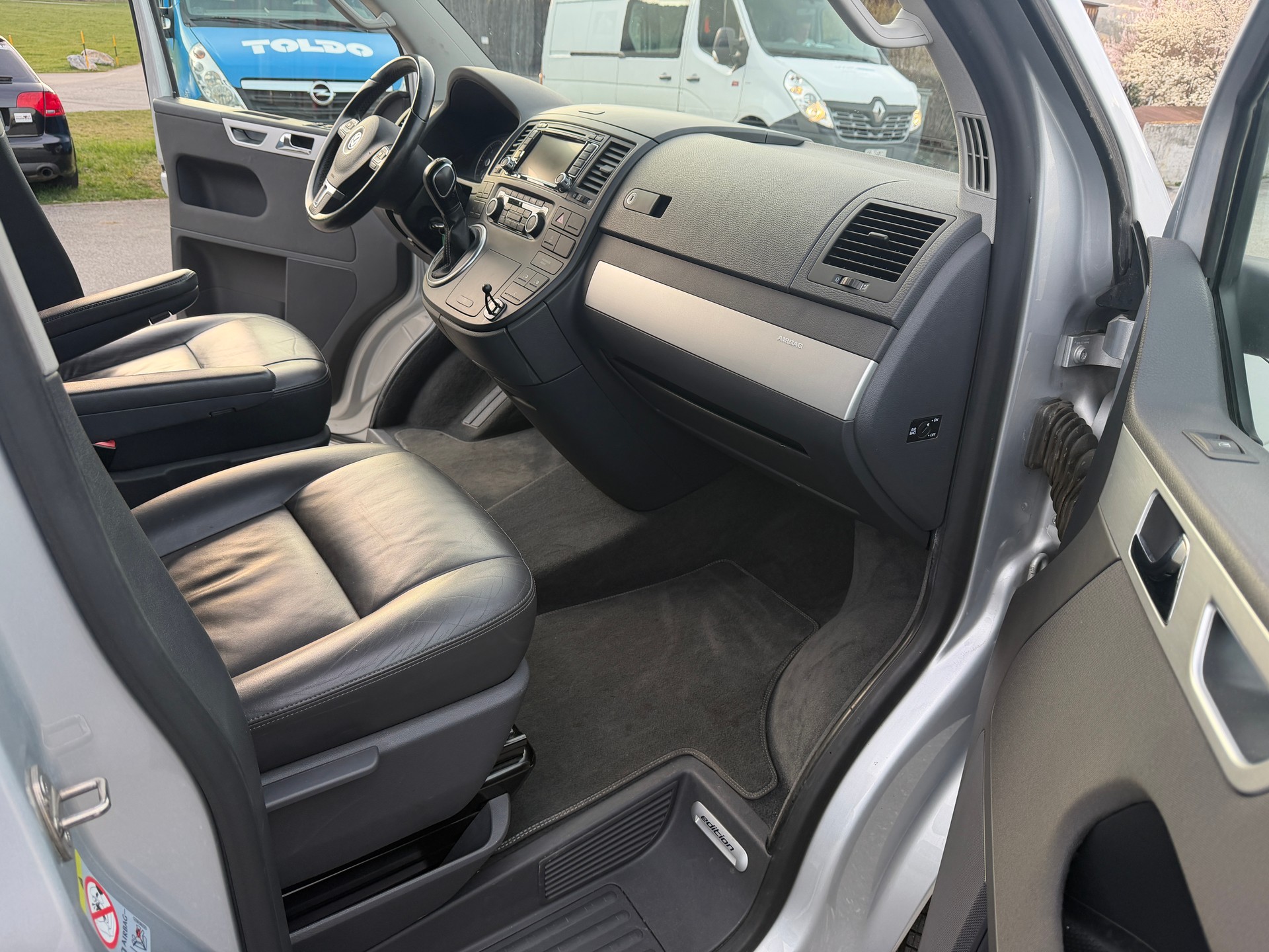 VW T5 Multivan 2.0 Bi-TDI CR Highline 4Motion DSG-image-11