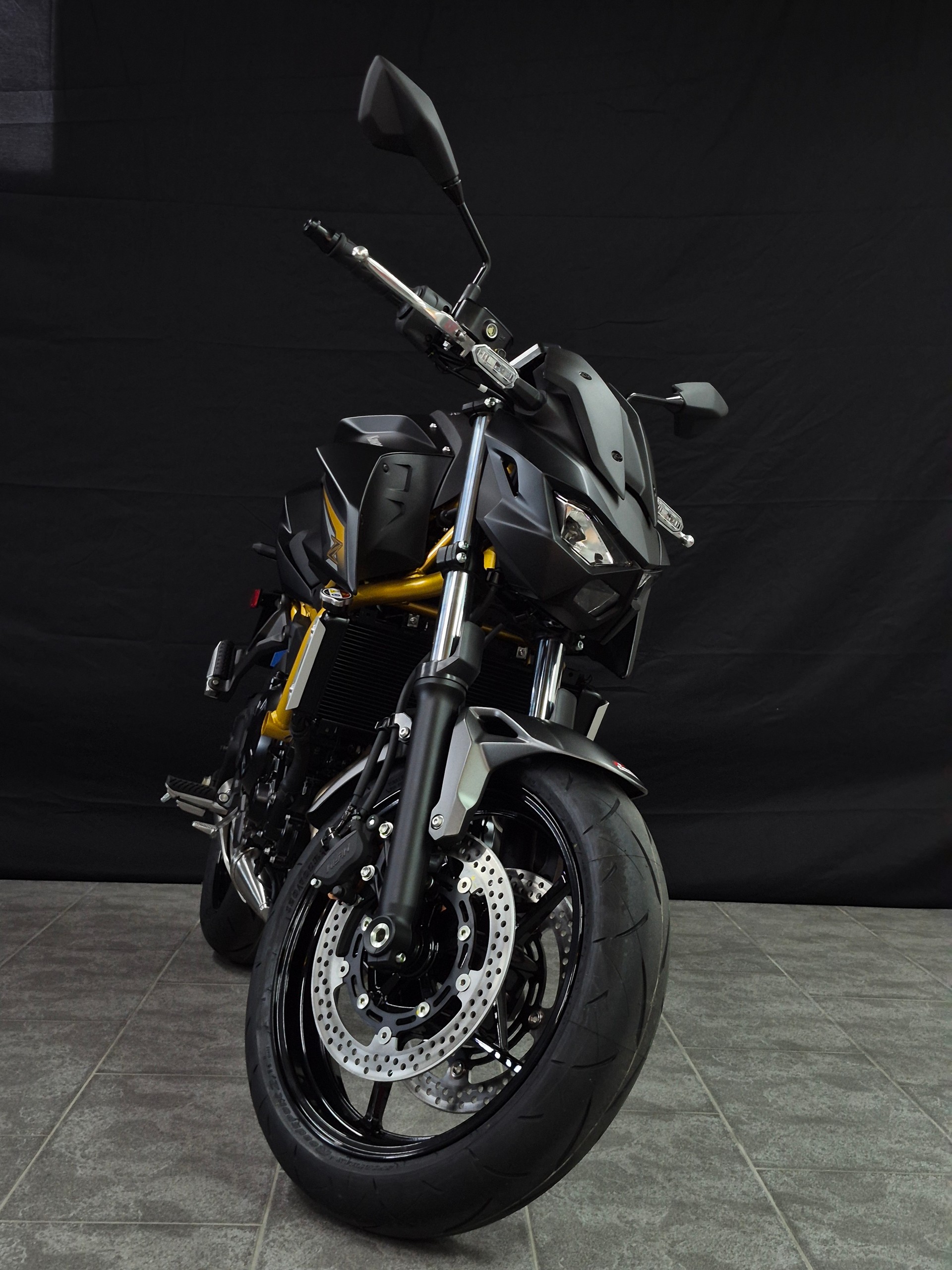 KAWASAKI Z 650 S (35kW)-image-9