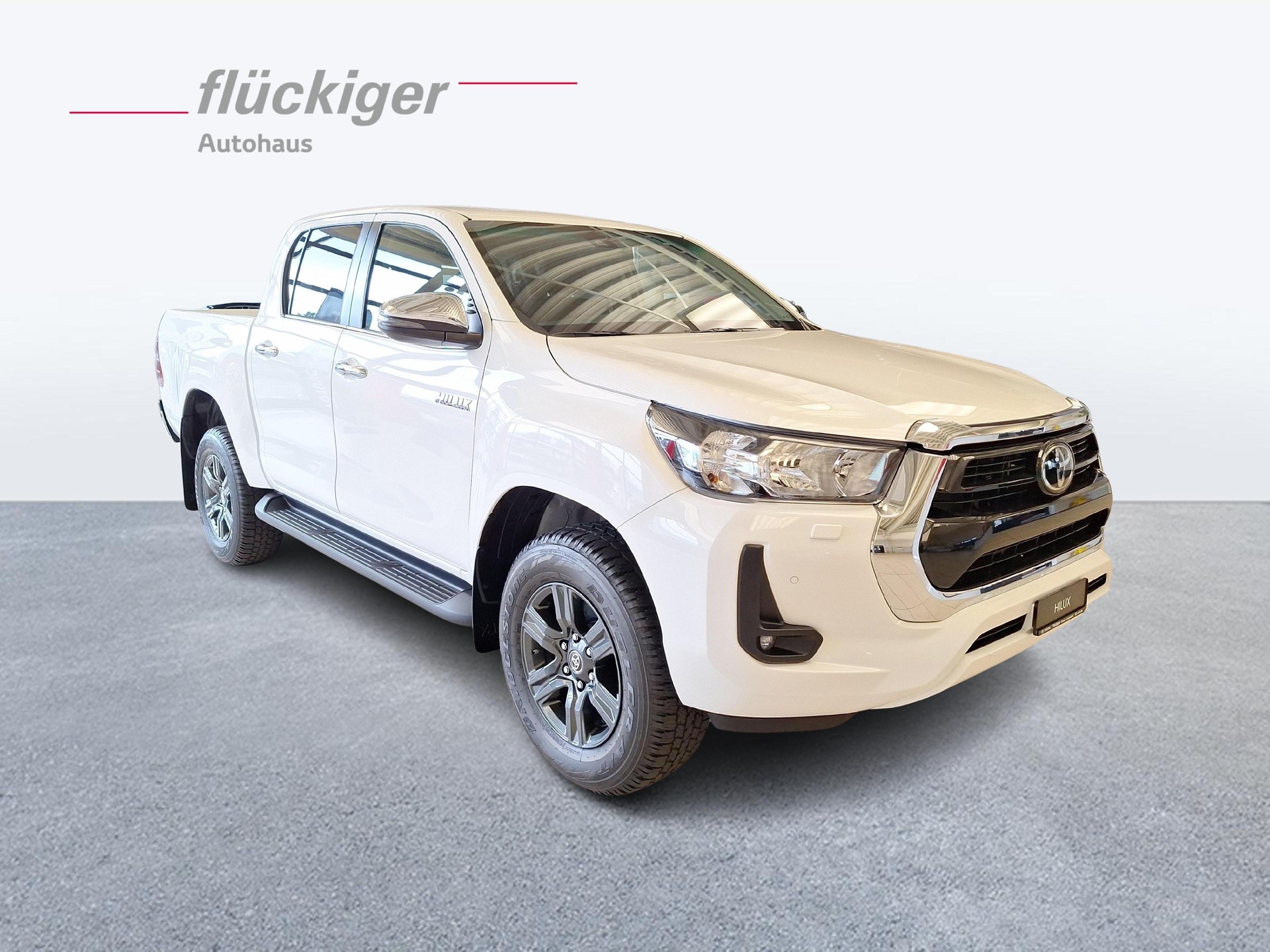 TOYOTA Hilux Double Cab.-Pick-up 2.8 D-4D 204 Style-image-2