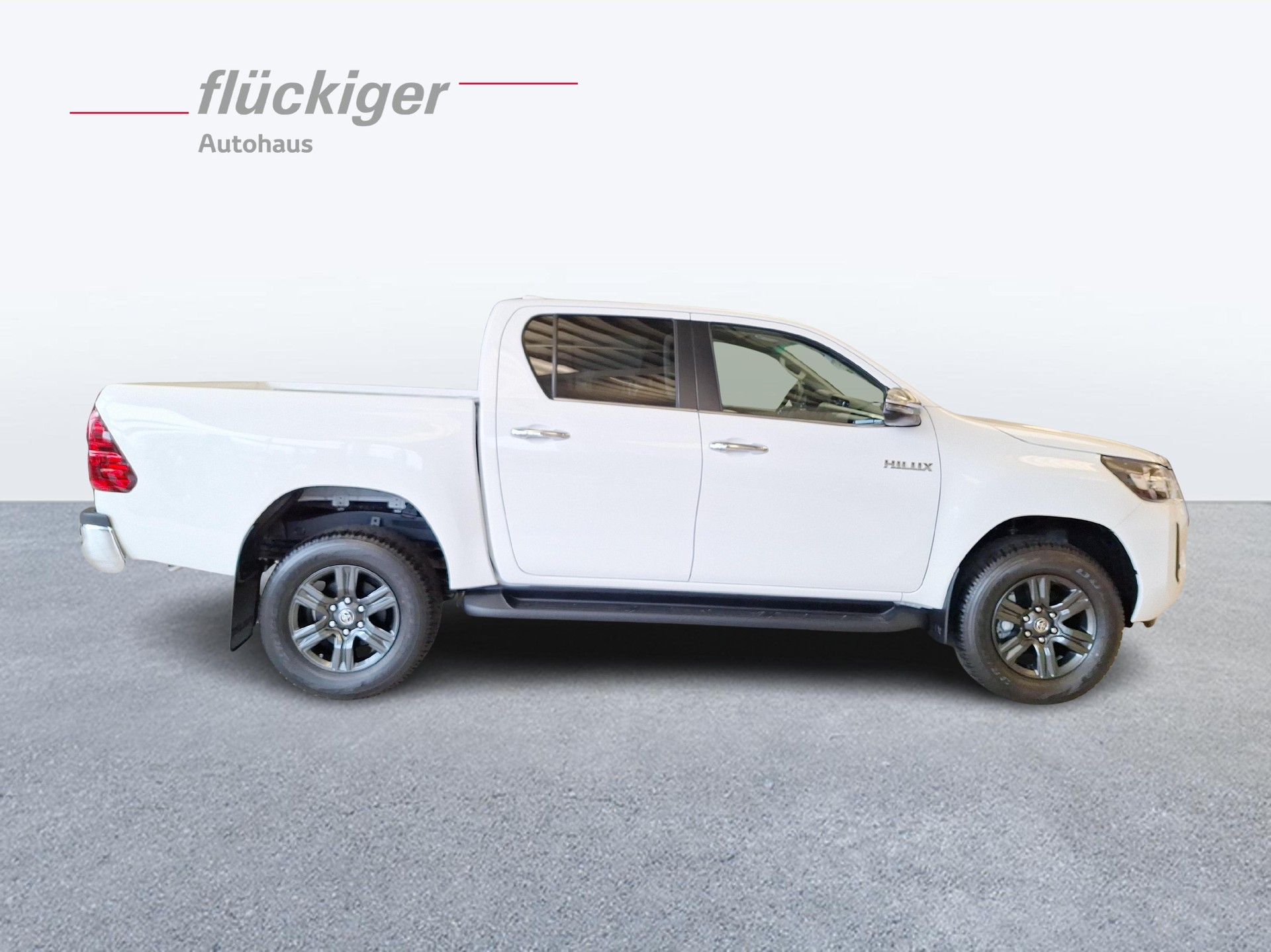 TOYOTA Hilux Double Cab.-Pick-up 2.8 D-4D 204 Style-image-3