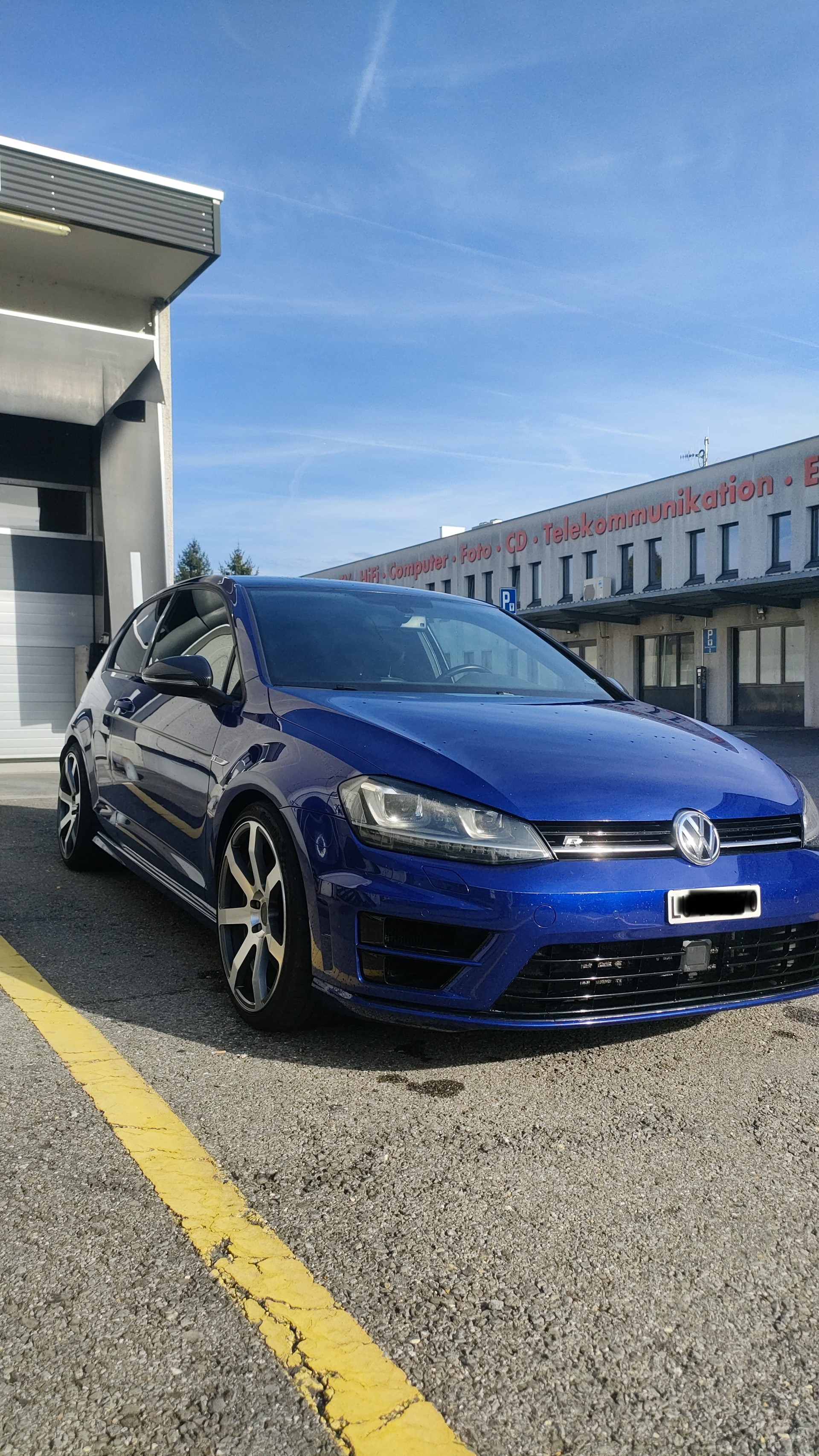 VW Golf 2.0 TSI R 4 Motion 3T APR 360-image-2
