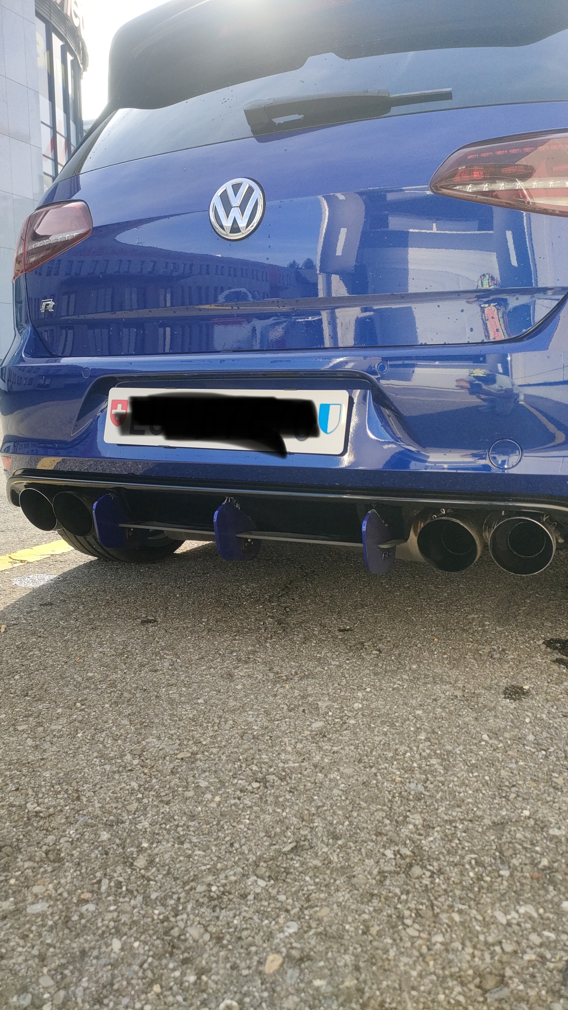 VW Golf 2.0 TSI R 4 Motion 3T APR 360-image-4