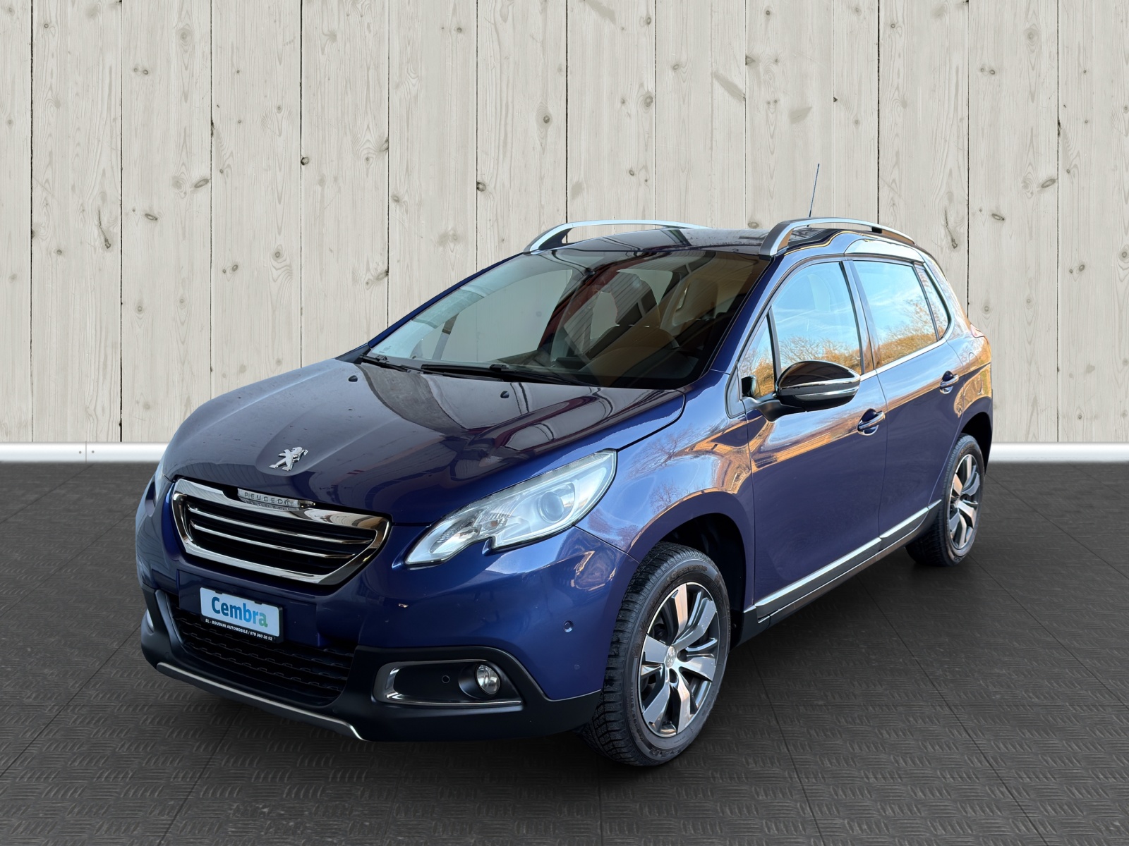PEUGEOT 2008 1.2 PureTech Allure-image-2