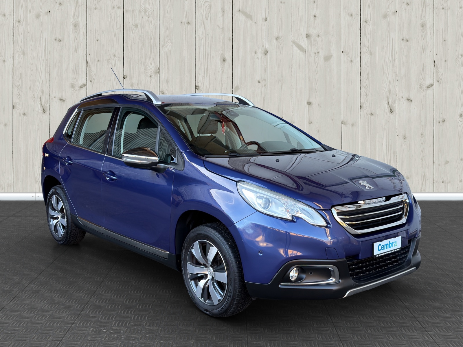 PEUGEOT 2008 1.2 PureTech Allure-image-0