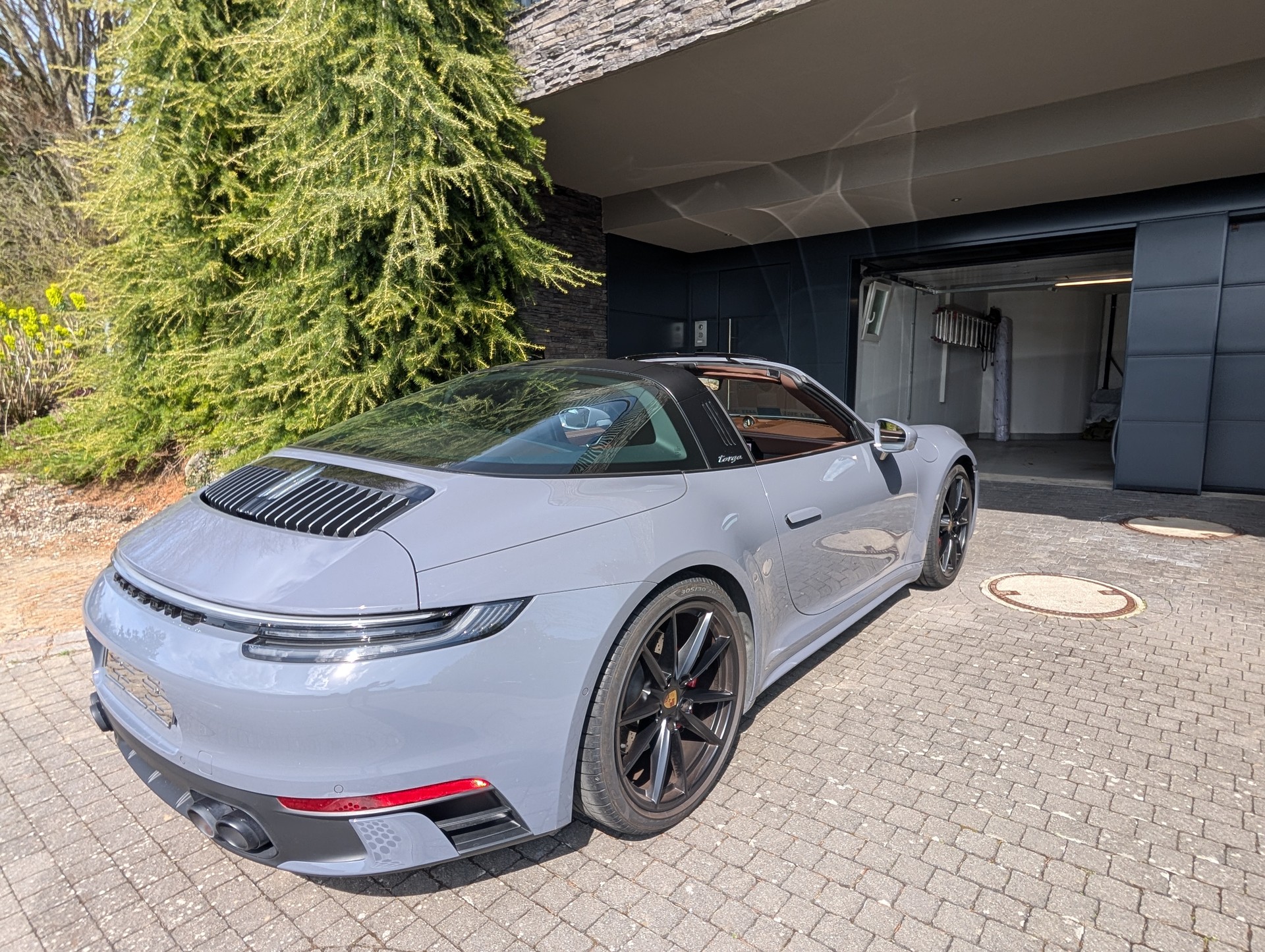 PORSCHE 911 Targa 4S PDK-image-4