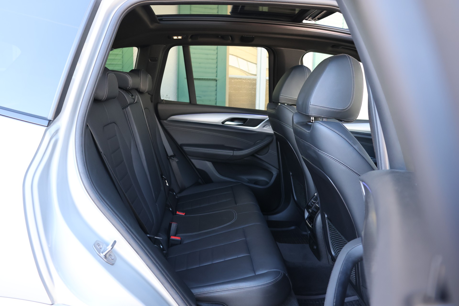 BMW X3 xDrive 20i M Sport Steptronic-image-12