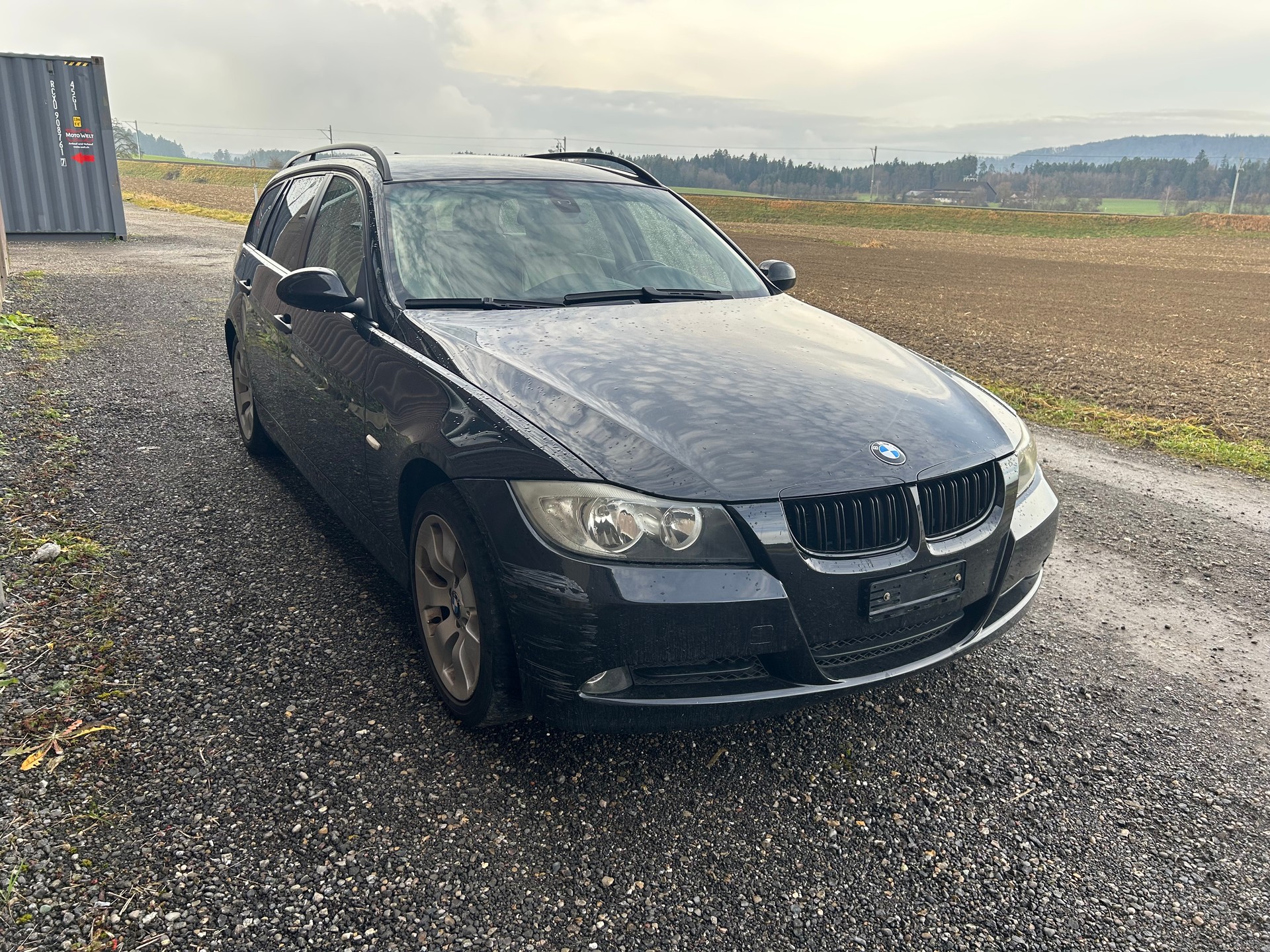 BMW BMW 320 Diesel-image-2