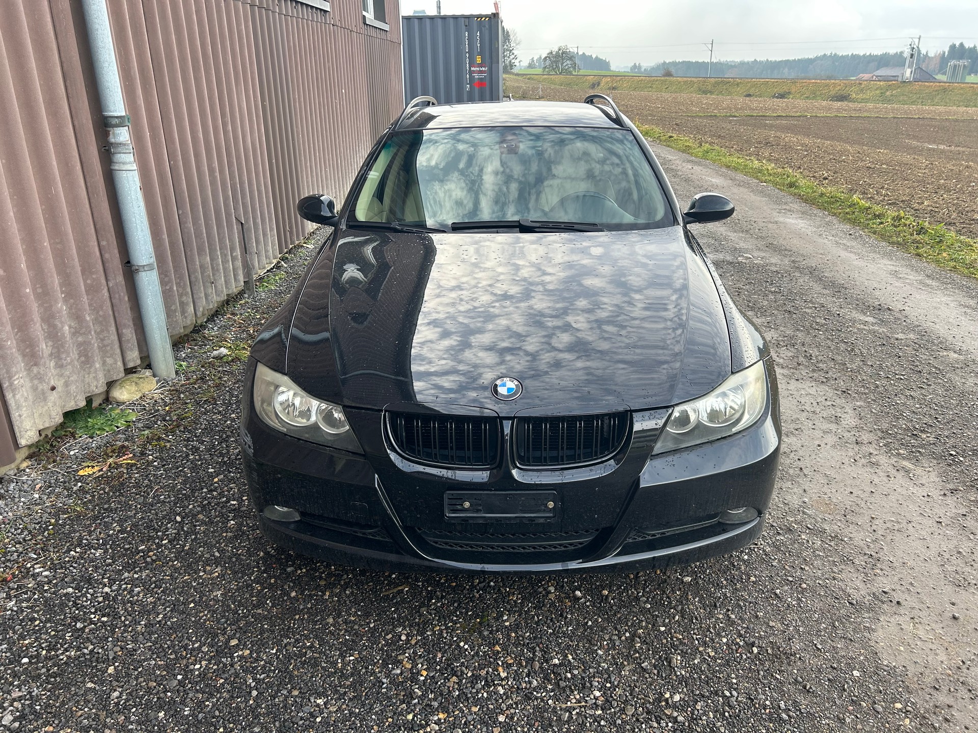 BMW BMW 320 Diesel-image-1