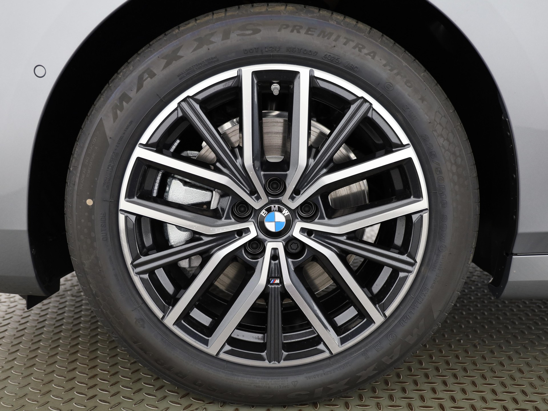 BMW 223i xDrive SDKG Active Tourer-image-7