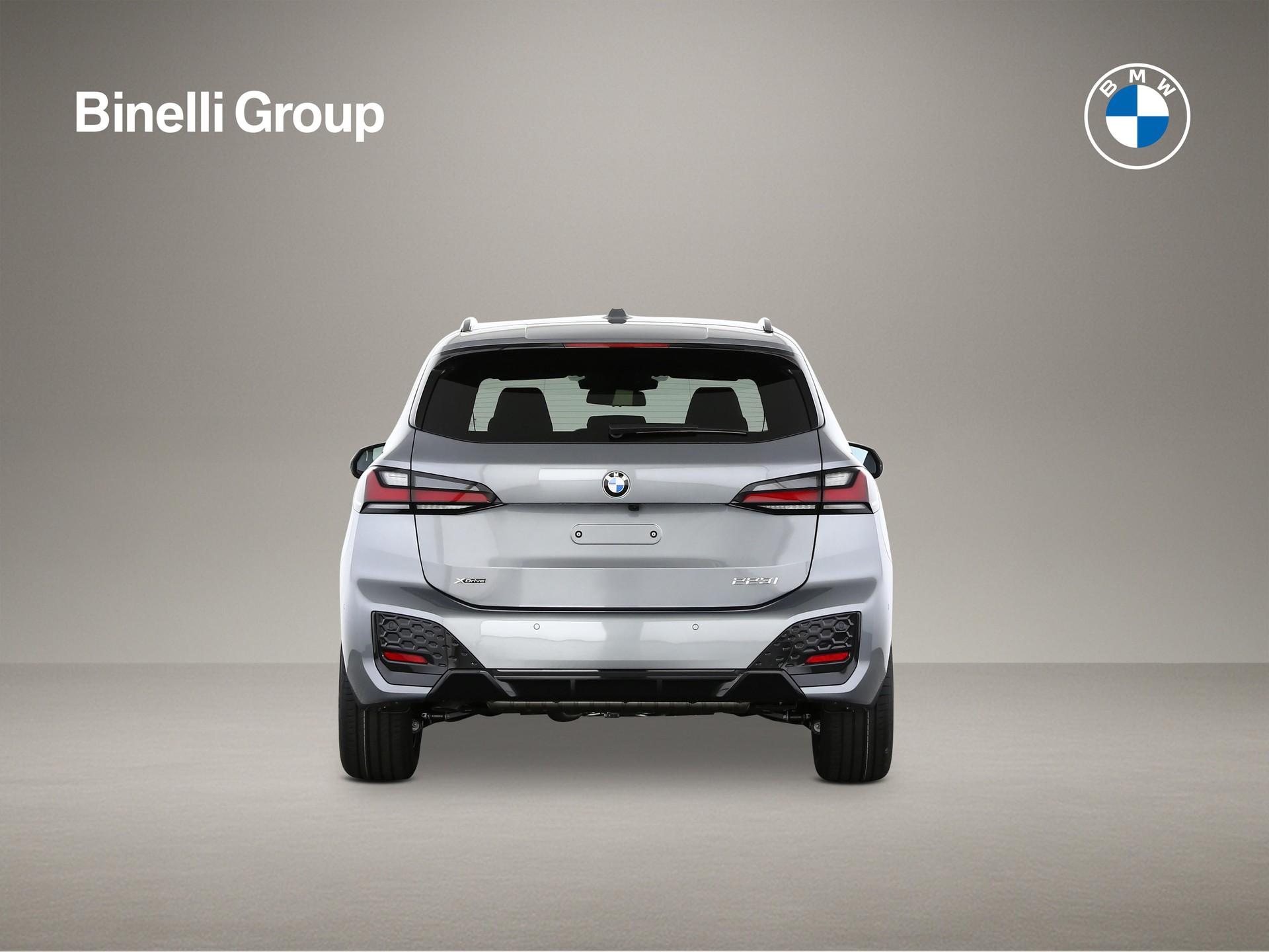 BMW 223i xDrive SDKG Active Tourer-showroom-element-3