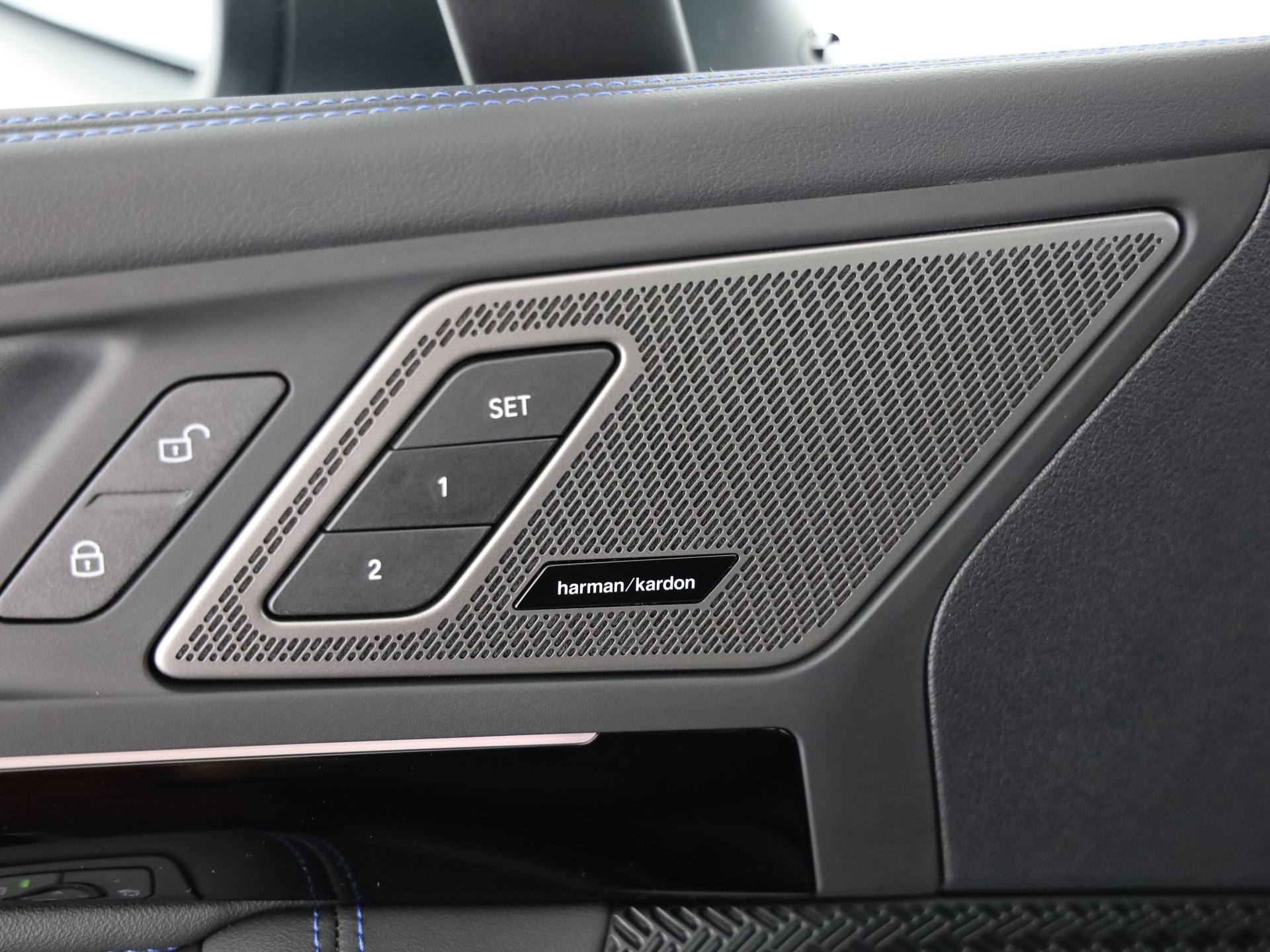 BMW 223i xDrive SDKG Active Tourer-image-12