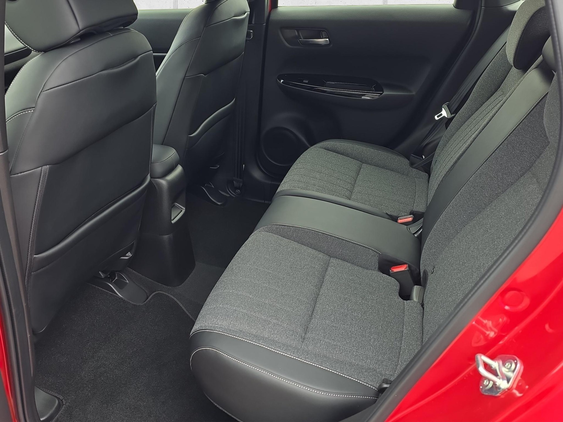 HONDA Jazz 1.5 i-MMD Elegance-image-12