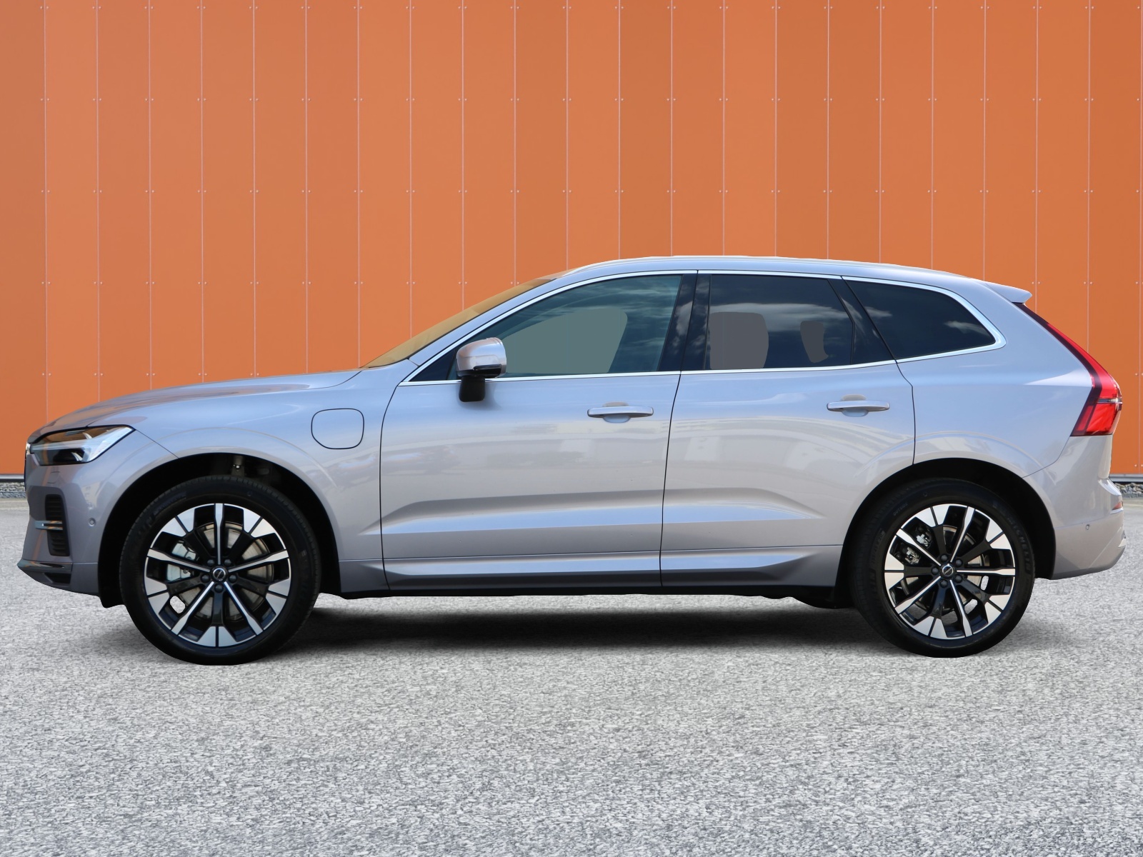 VOLVO XC60 T8 eAWD PluginHybrid Ultra Bright Geartronic-showroom-element-2