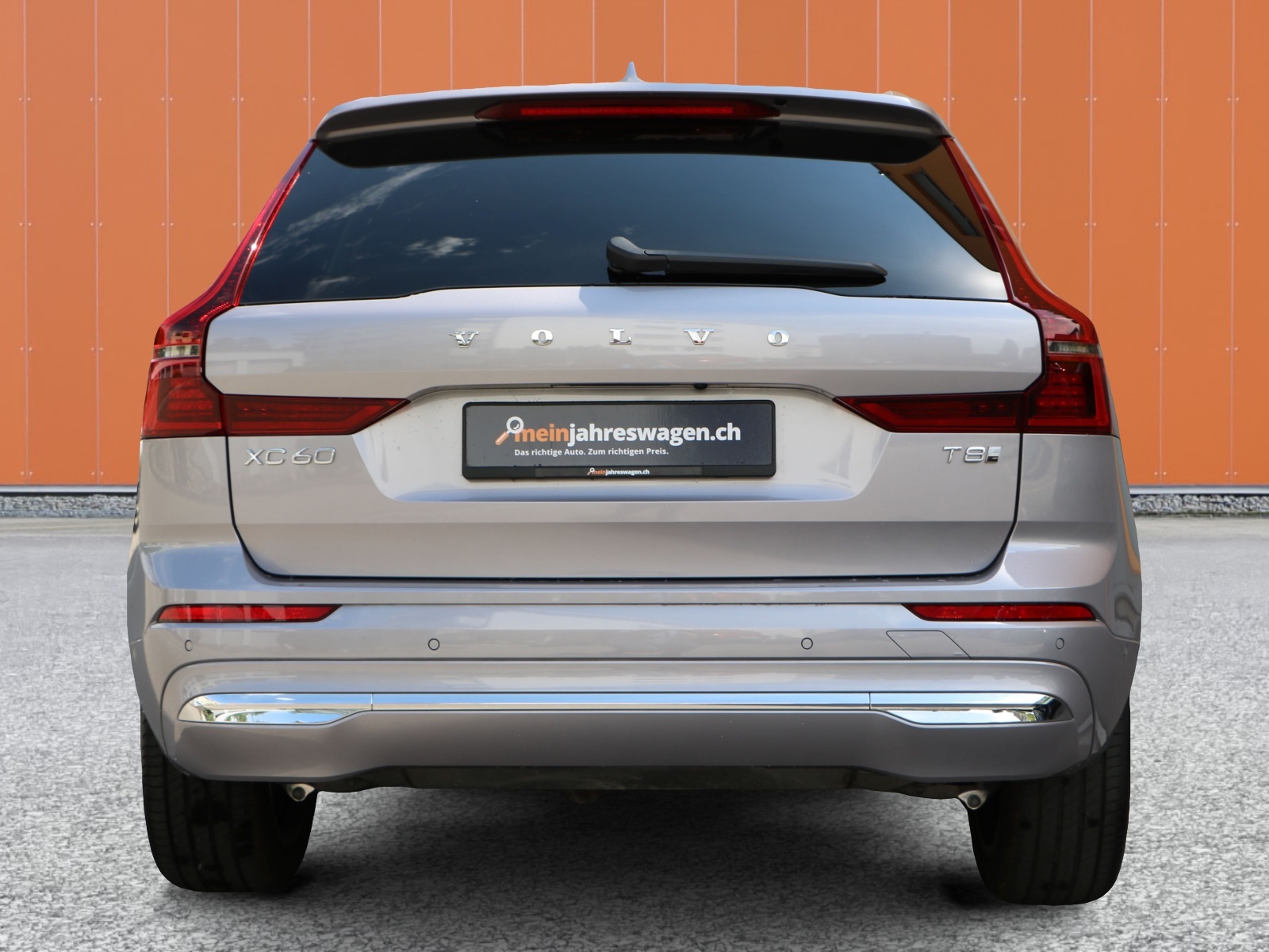 VOLVO XC60 T8 eAWD PluginHybrid Ultra Bright Geartronic-image-5