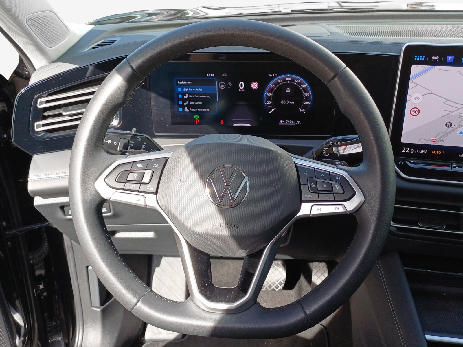 VW Tiguan 2.0 TSI DSG Elegance 4Motion-image-9