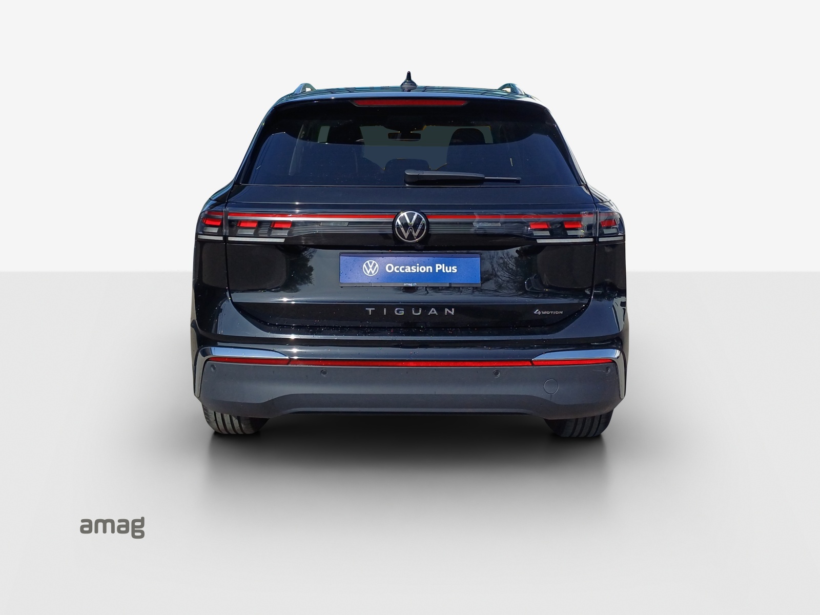 VW Tiguan 2.0 TSI DSG Elegance 4Motion-image-3
