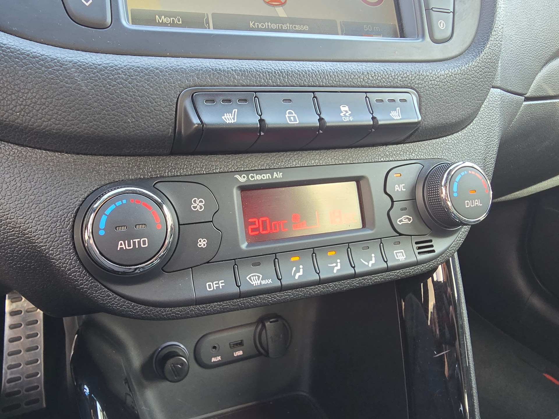 KIA CEED-image-15