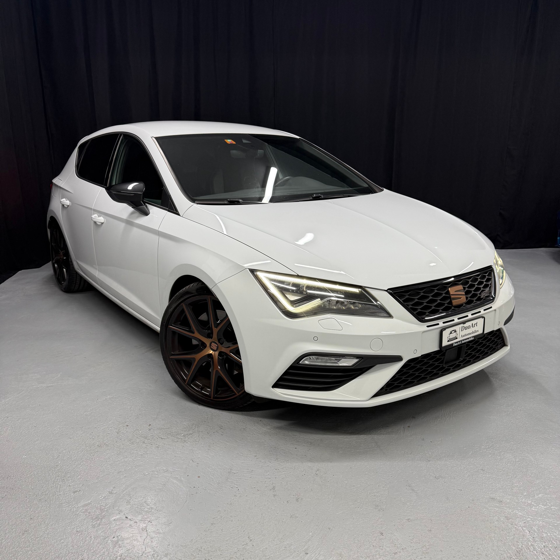 SEAT Leon 2.0 TSI Cupra 340 DSG *ABT POWER-image-3