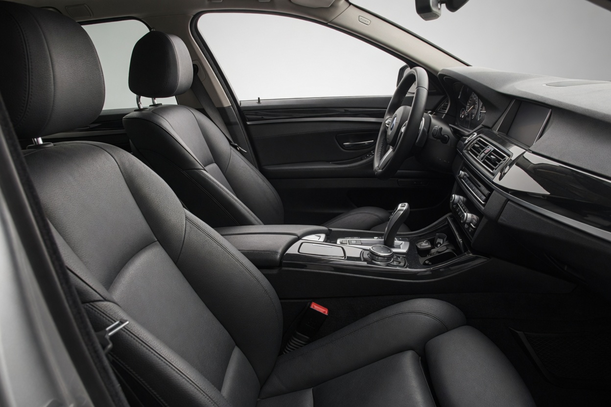 BMW 520d Touring xDrive Steptronic-image-12