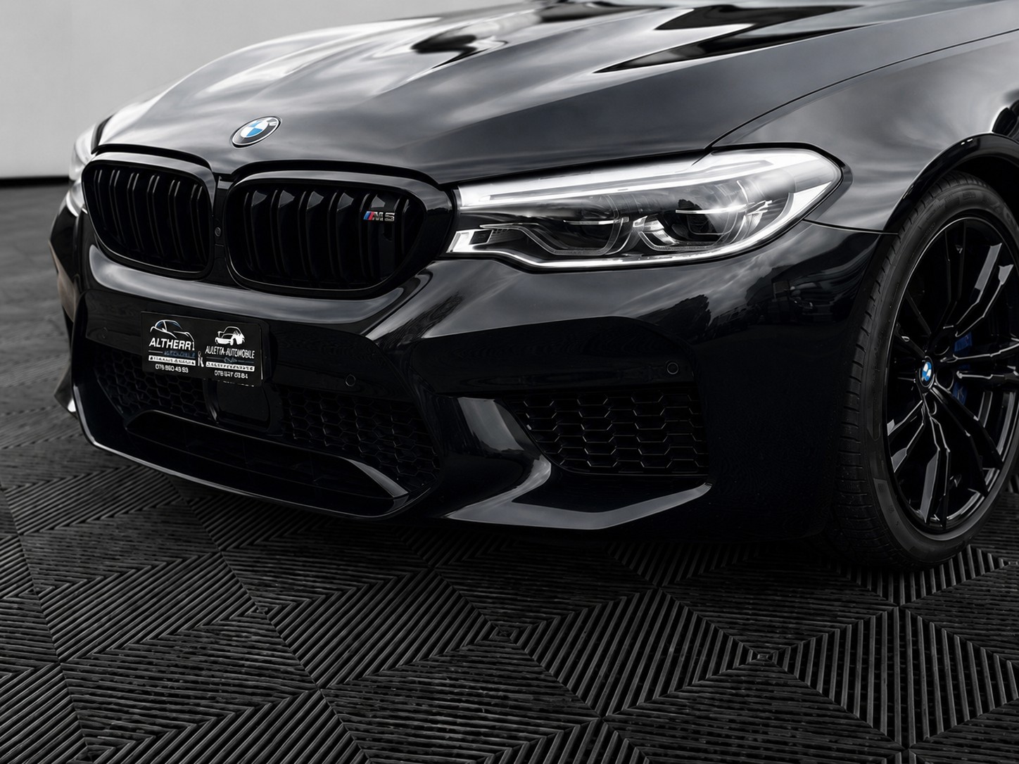 BMW M5 xDrive Competition Drivelogic OHNE OPF!!-showroom-element-1
